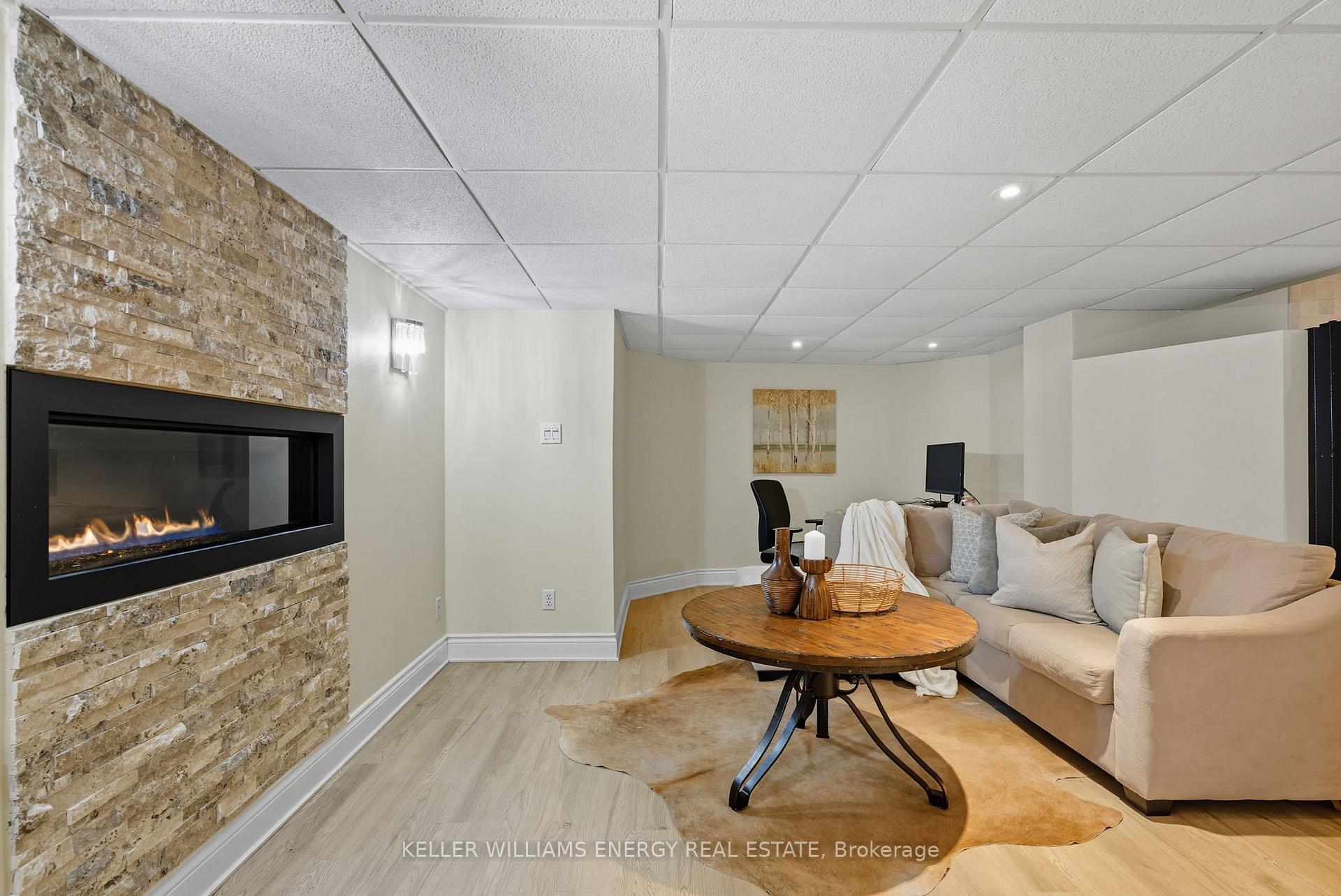 Photo 33 of 450 Safari Drive, Oshawa, Eastdale — HOMEH