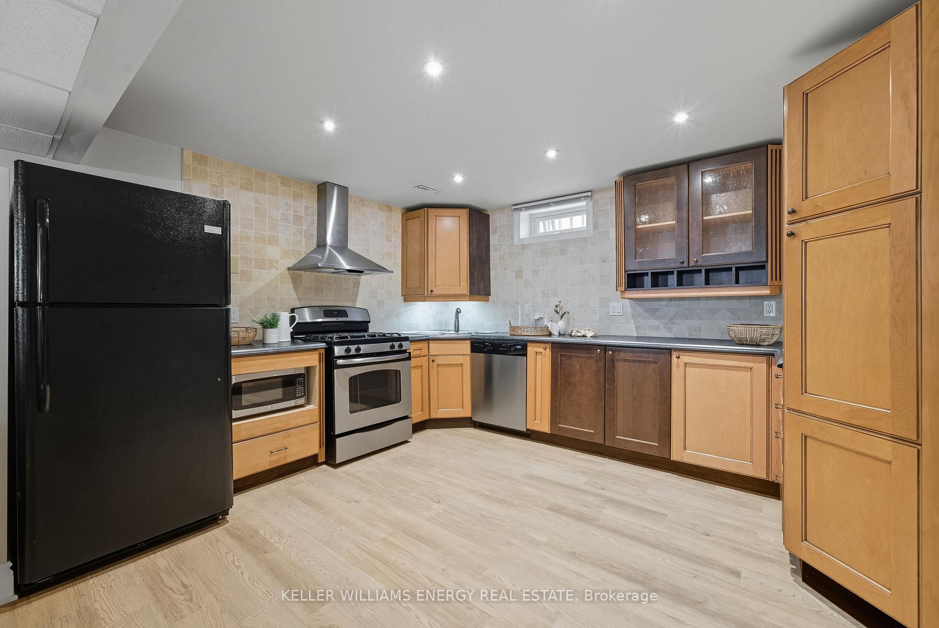 Photo 34 of 450 Safari Drive, Oshawa, Eastdale — HOMEH
