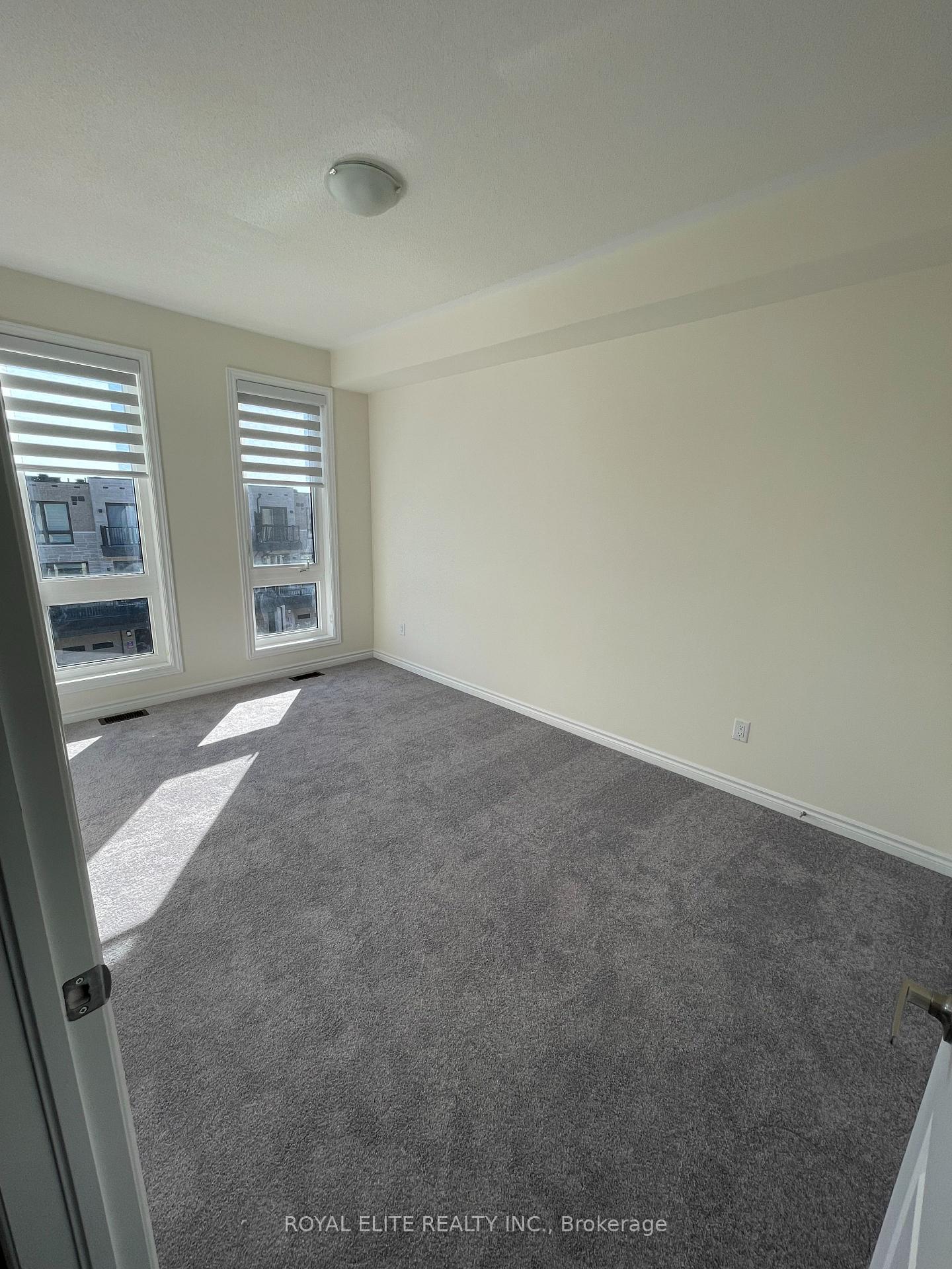 Photo 11 of 22 La Tache Crescent, Markham, Victoria Square — HOMEH