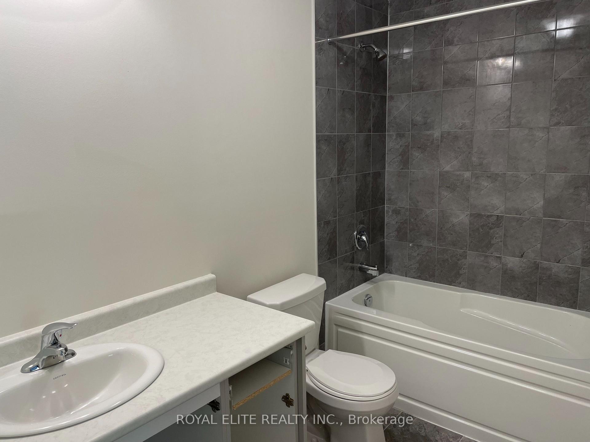 Photo 16 of 22 La Tache Crescent, Markham, Victoria Square — HOMEH