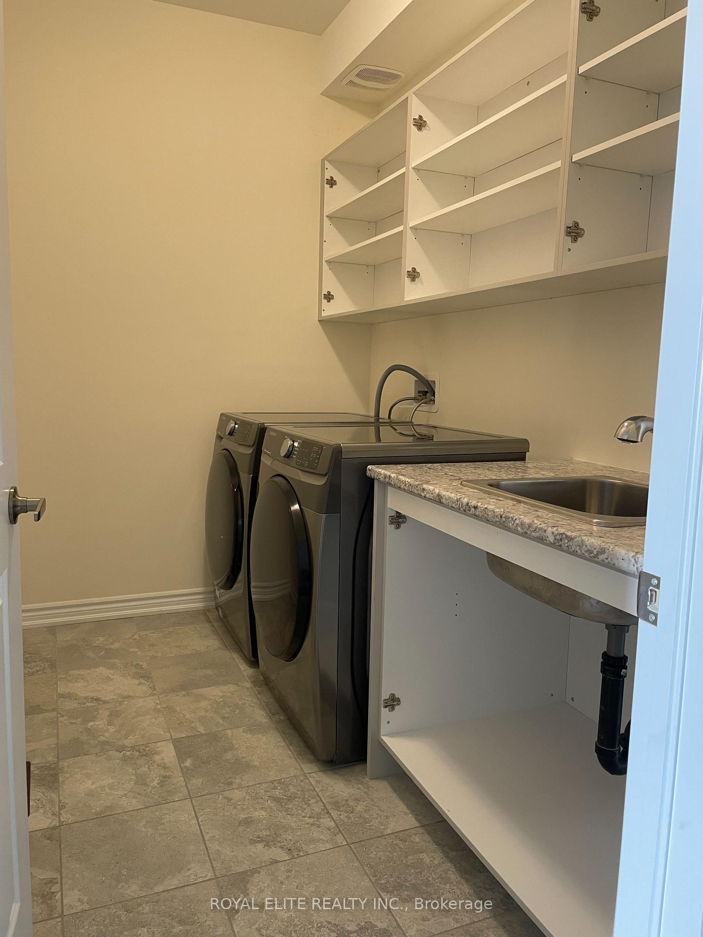 Photo 17 of 22 La Tache Crescent, Markham, Victoria Square — HOMEH