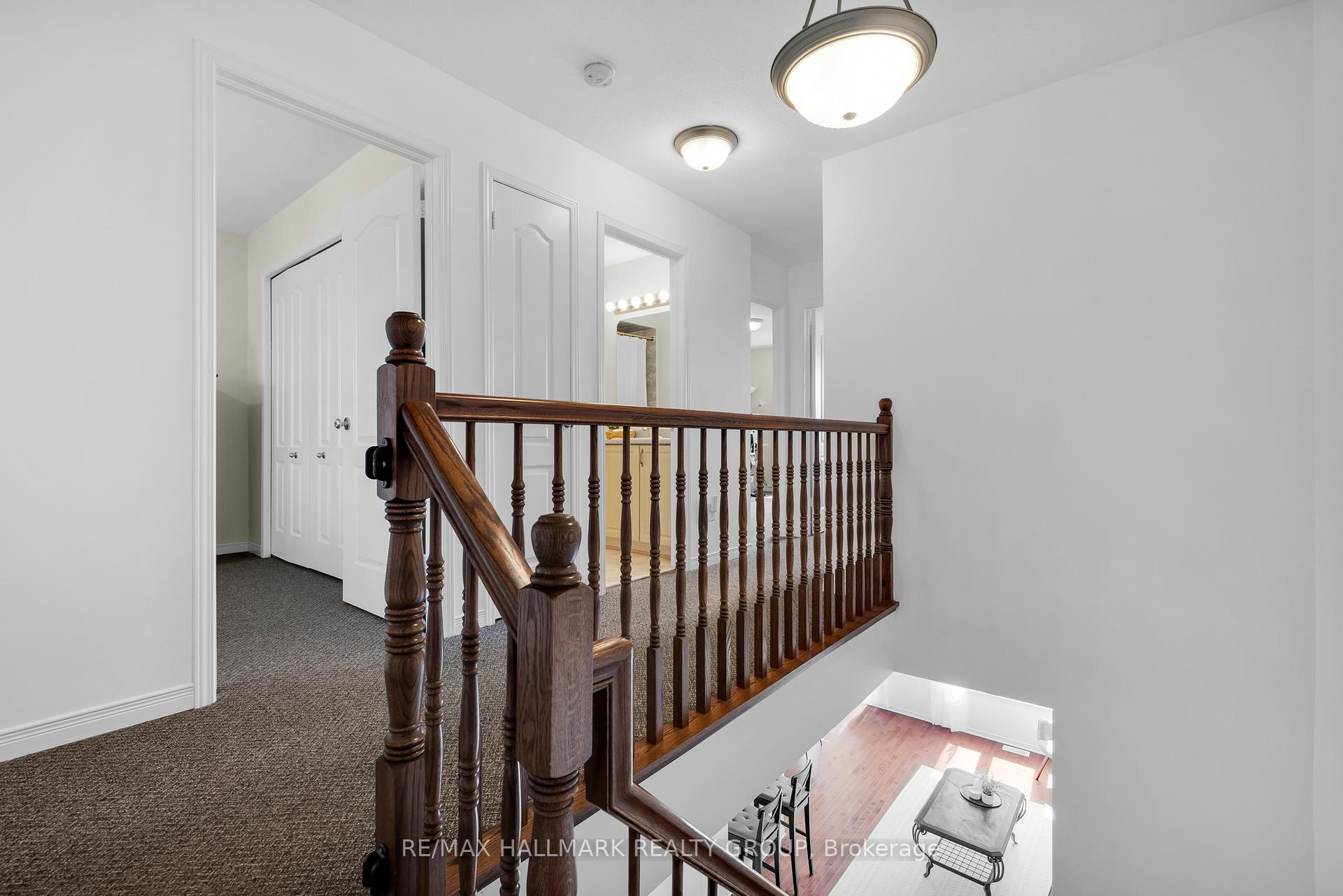 Photo 18 of 606 Everlasting Crescent, Ottawa, Springridge/East Village — HOMEH