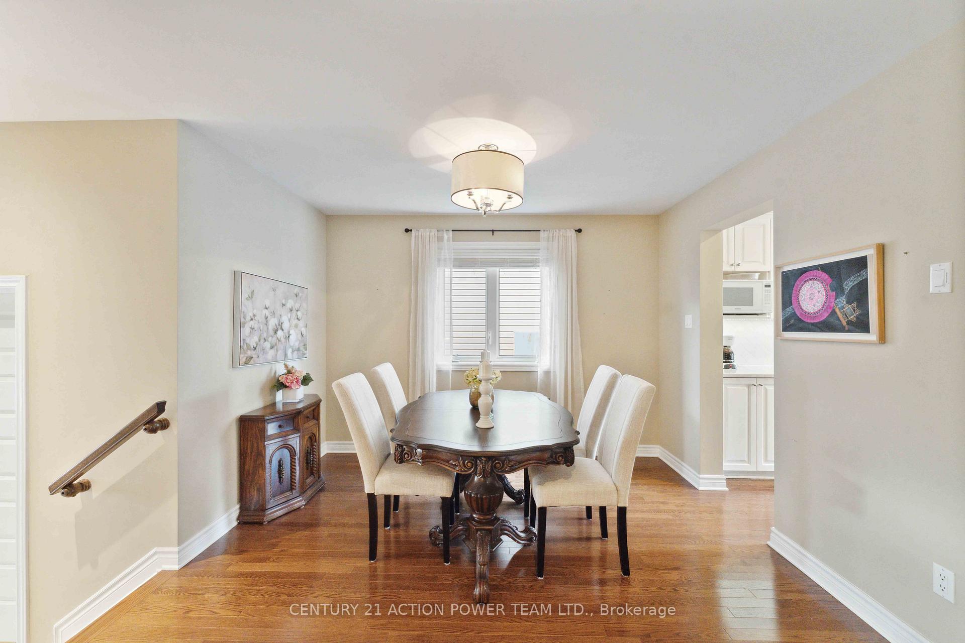 Photo 18 of 812 Ashenvale Way, Ottawa, Avalon East — HOMEH