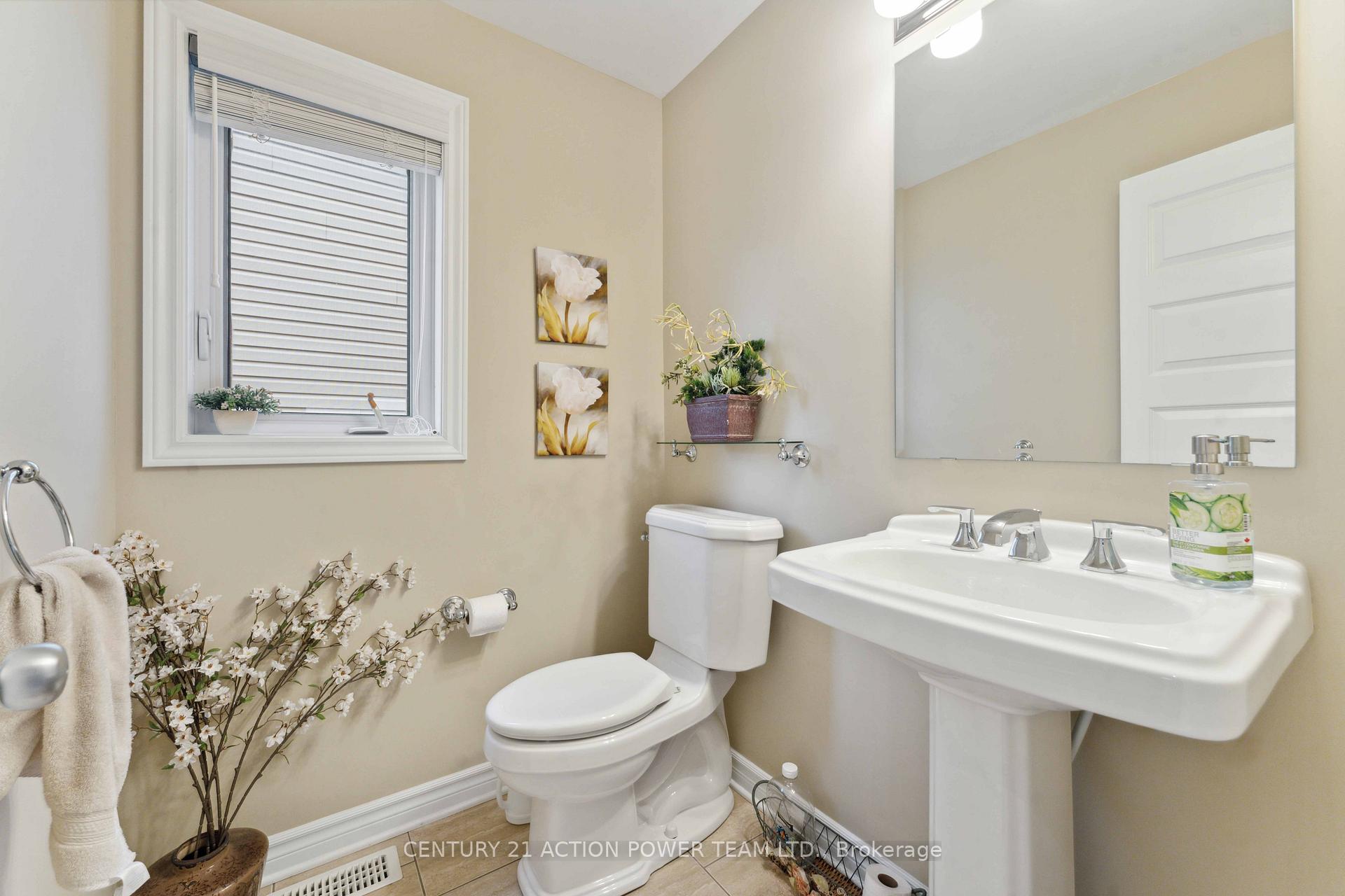 Photo 24 of 812 Ashenvale Way, Ottawa, Avalon East — HOMEH