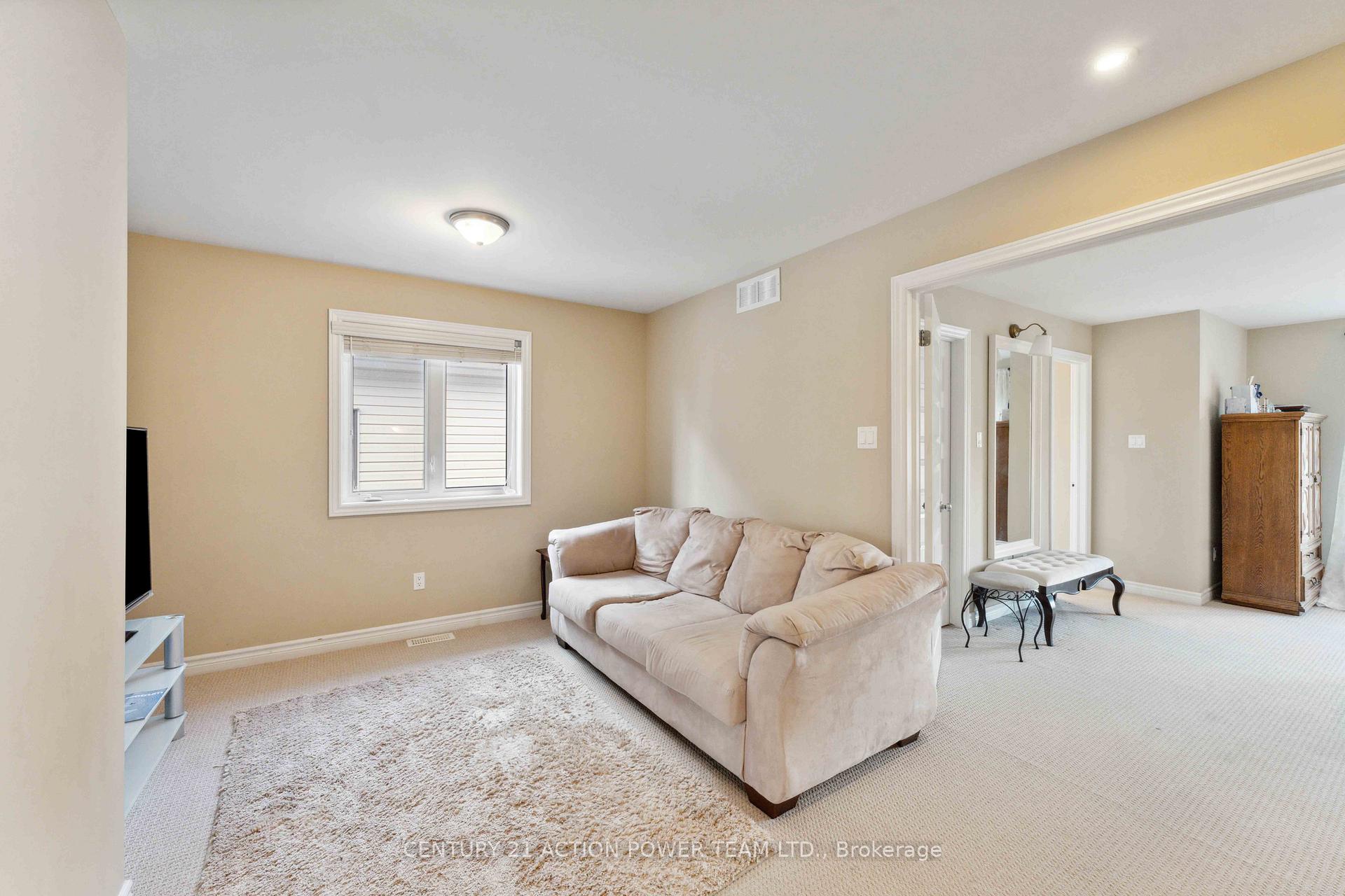 Photo 28 of 812 Ashenvale Way, Ottawa, Avalon East — HOMEH