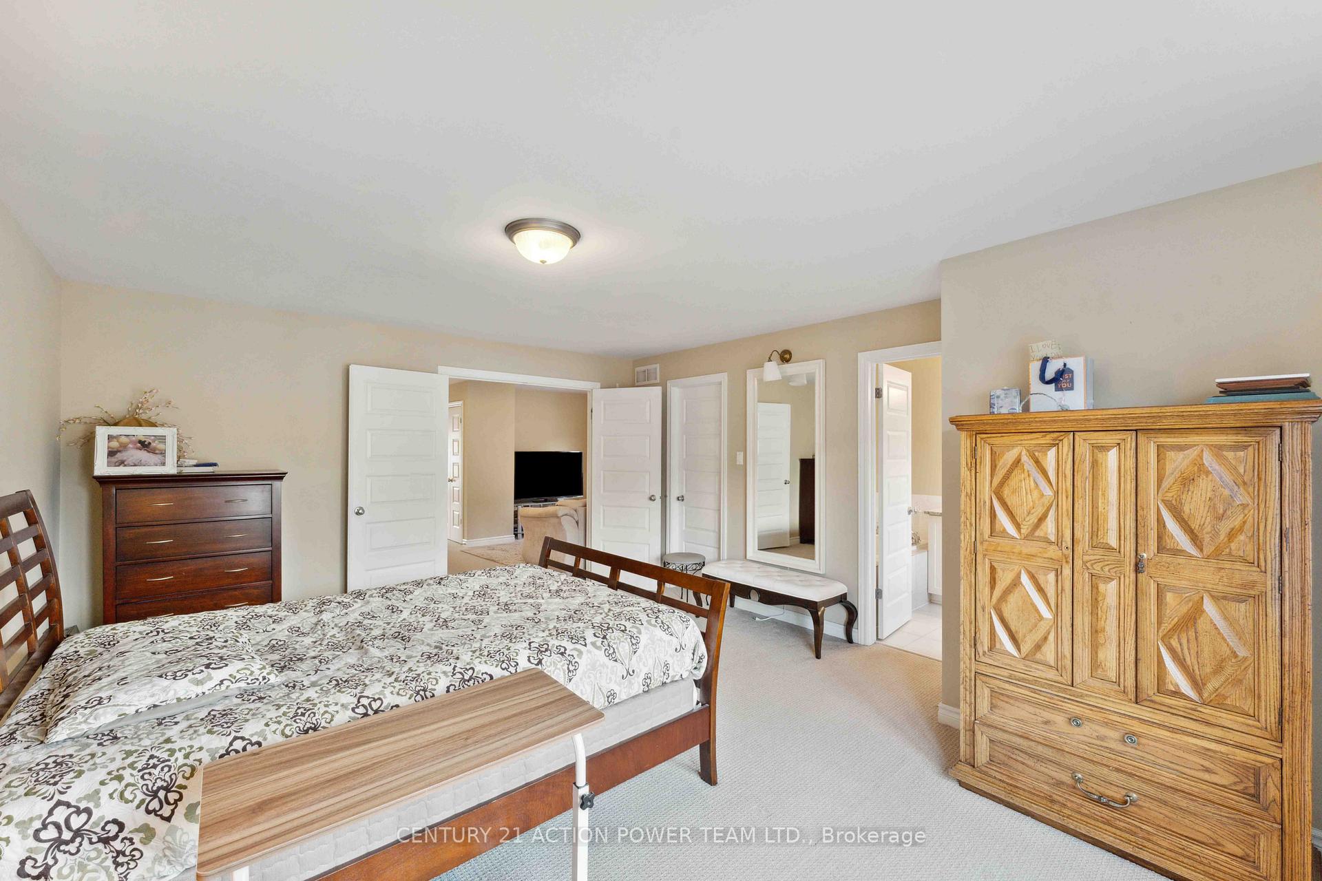 Photo 30 of 812 Ashenvale Way, Ottawa, Avalon East — HOMEH