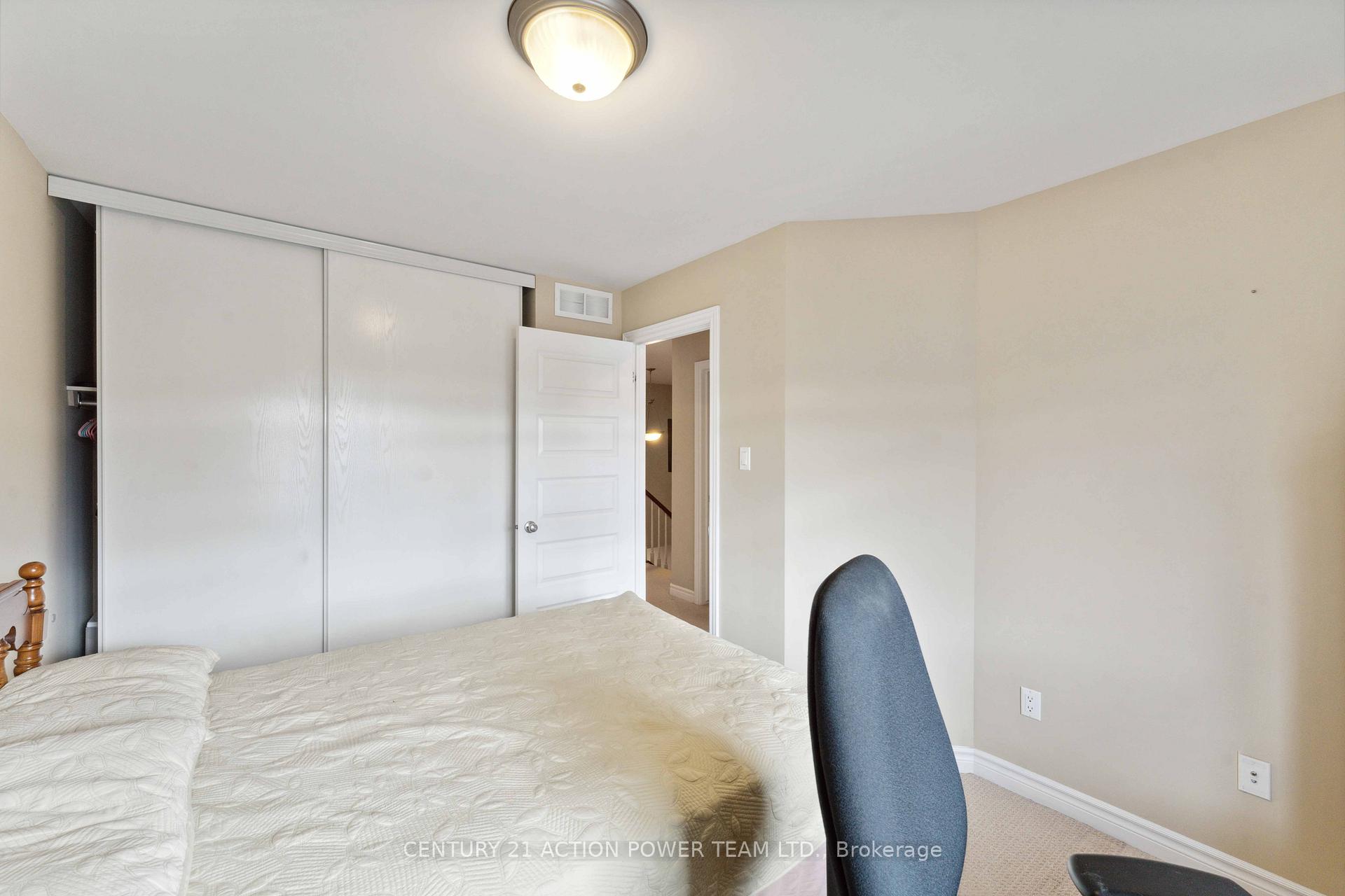 Photo 39 of 812 Ashenvale Way, Ottawa, Avalon East — HOMEH