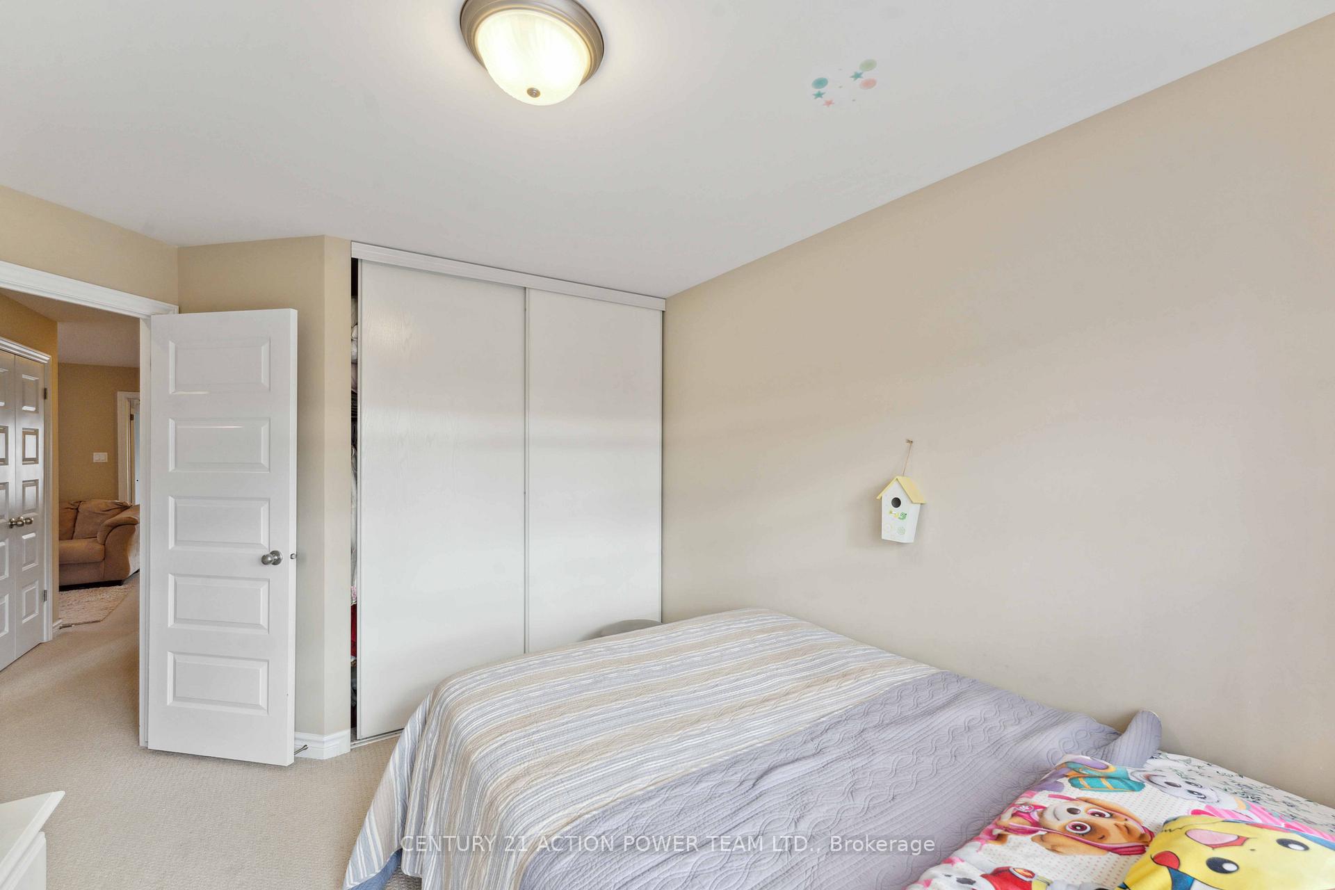 Photo 42 of 812 Ashenvale Way, Ottawa, Avalon East — HOMEH