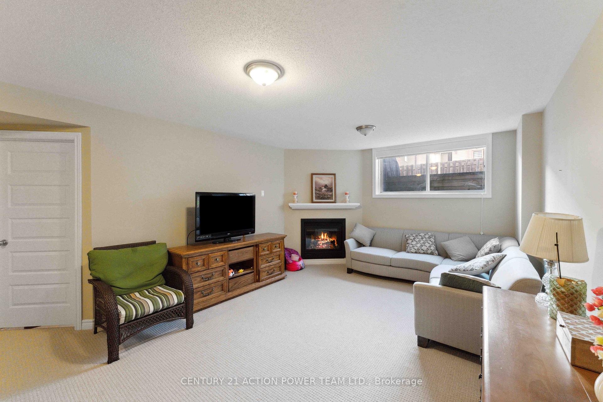 Photo 43 of 812 Ashenvale Way, Ottawa, Avalon East — HOMEH