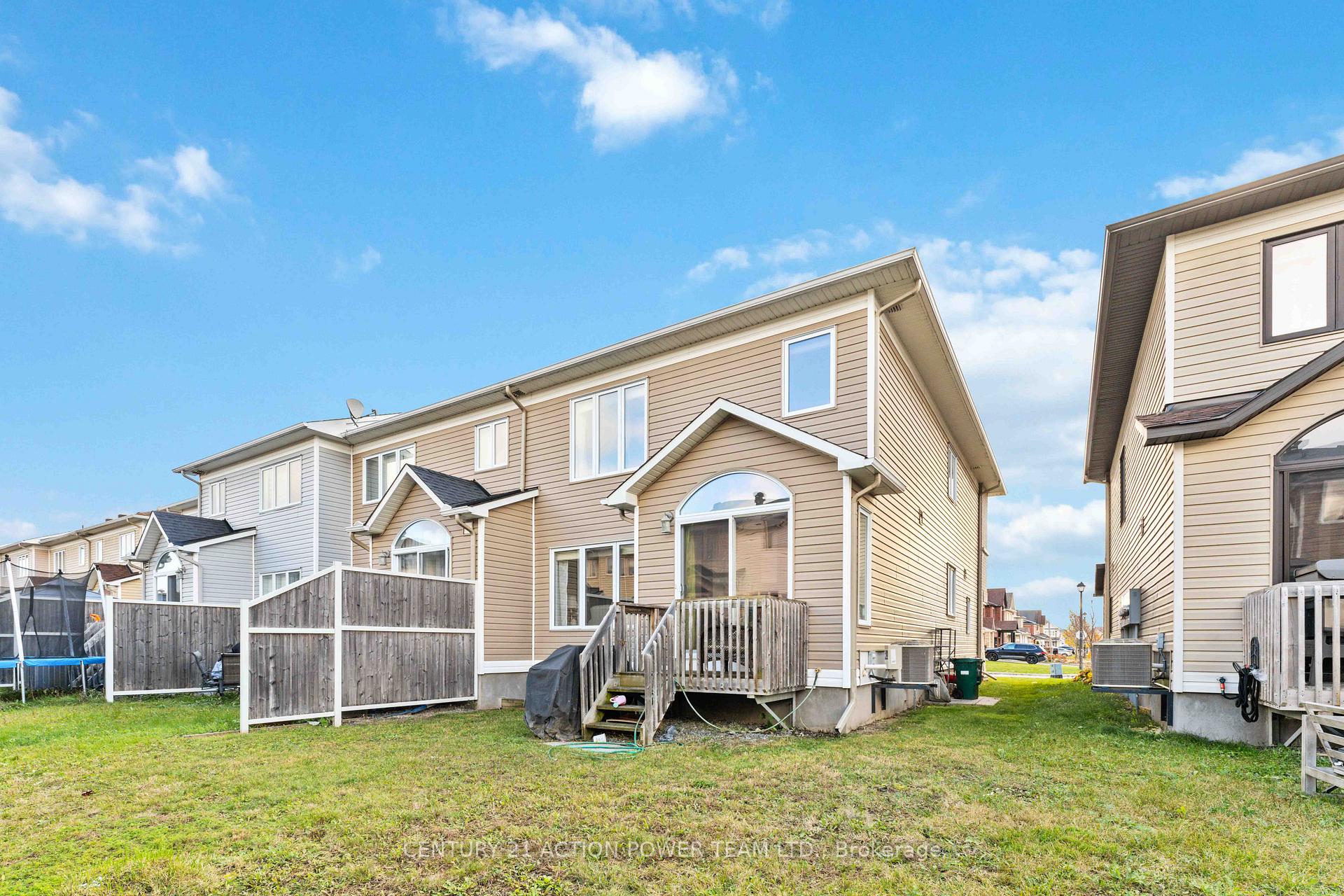 Photo 49 of 812 Ashenvale Way, Ottawa, Avalon East — HOMEH