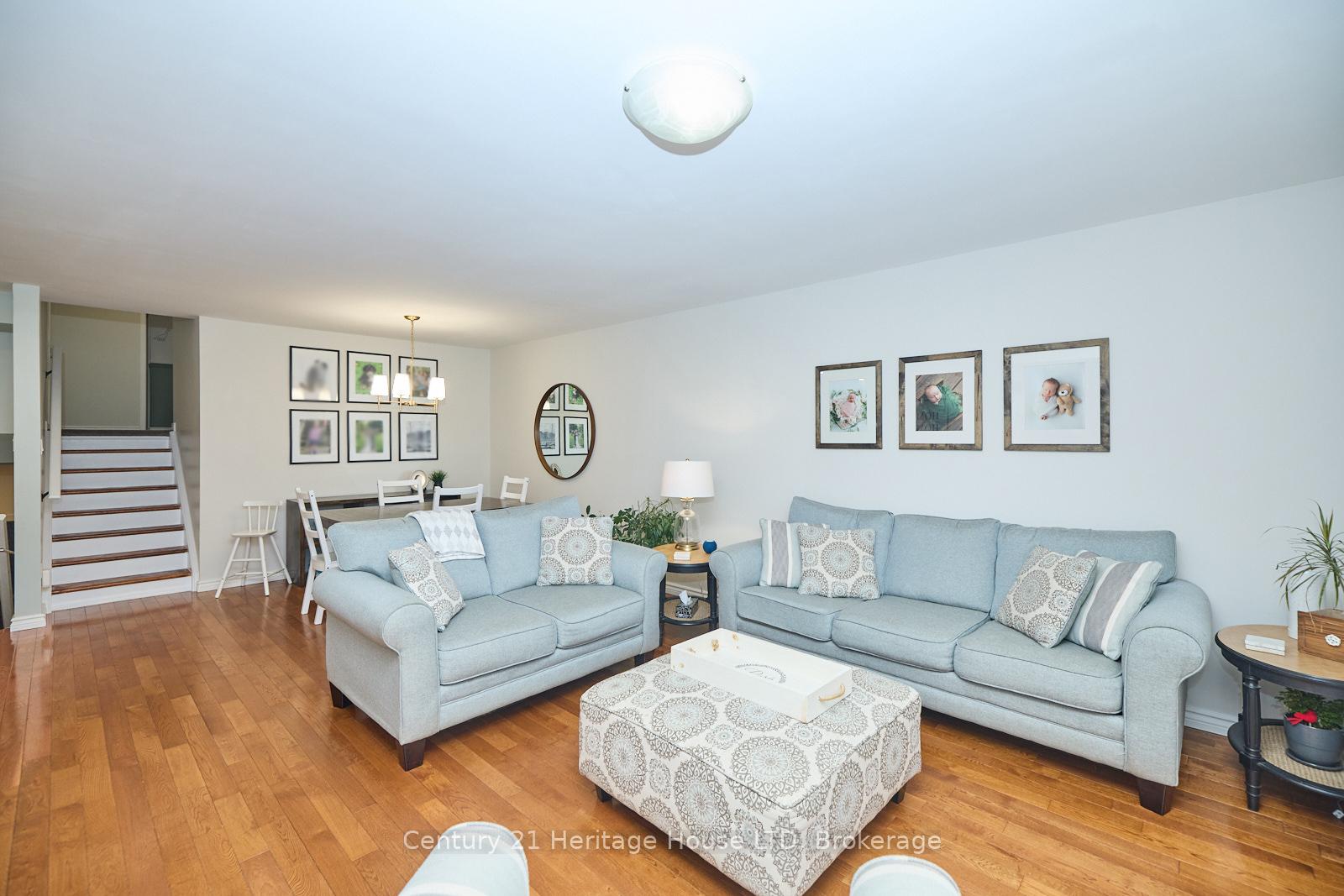 Photo 8 of 5 Brookbank Cres, Pelham, Fonthill — HOMEH