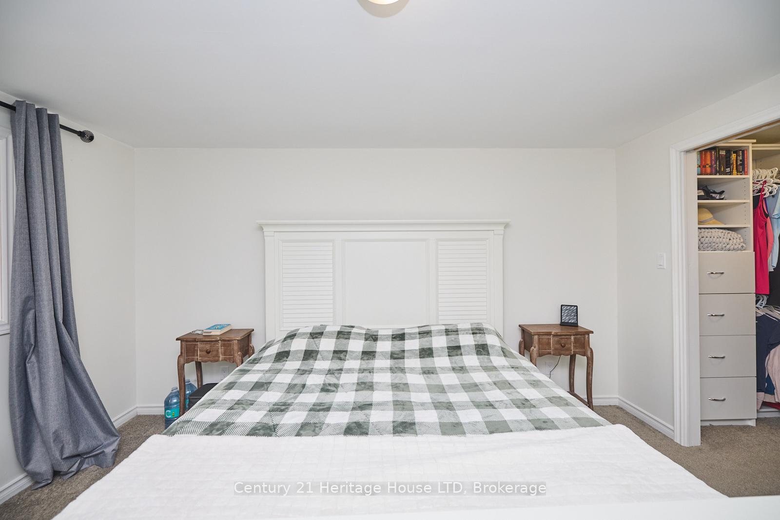 Photo 13 of 5 Brookbank Cres, Pelham, Fonthill — HOMEH