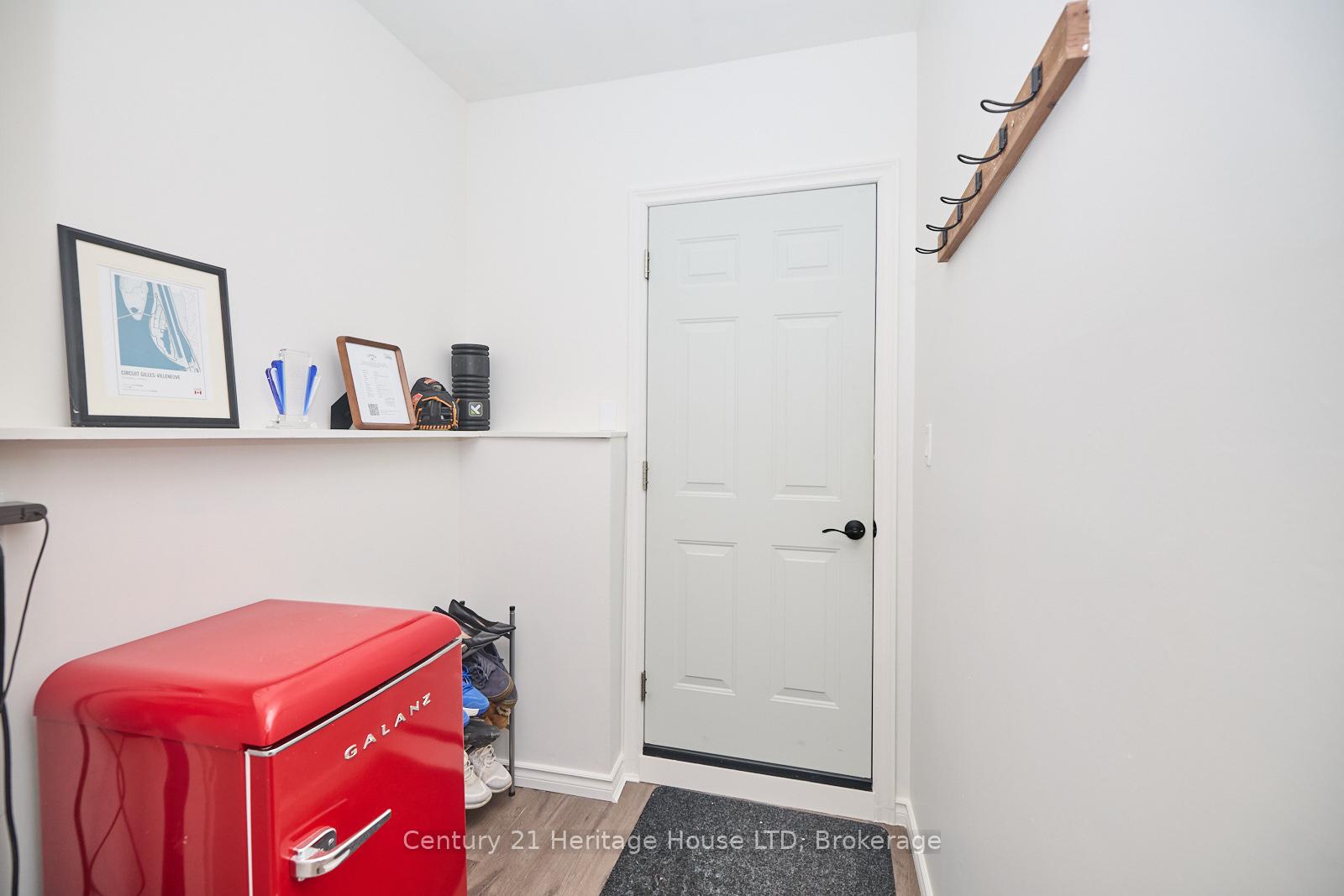 Photo 27 of 5 Brookbank Cres, Pelham, Fonthill — HOMEH
