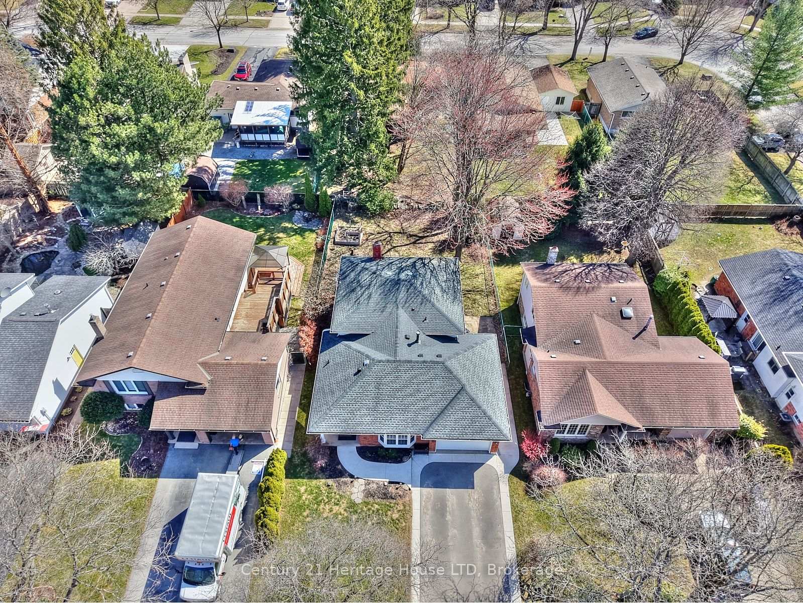 Photo 44 of 5 Brookbank Cres, Pelham, Fonthill — HOMEH