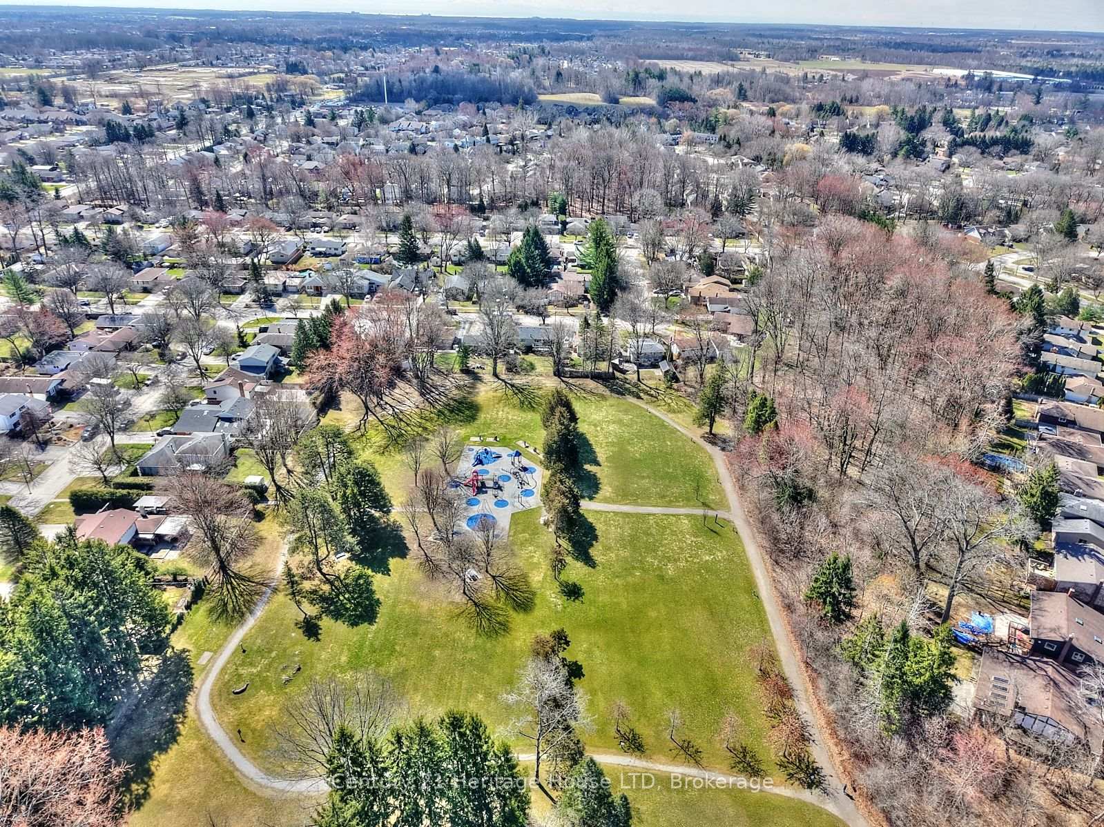Photo 46 of 5 Brookbank Cres, Pelham, Fonthill — HOMEH