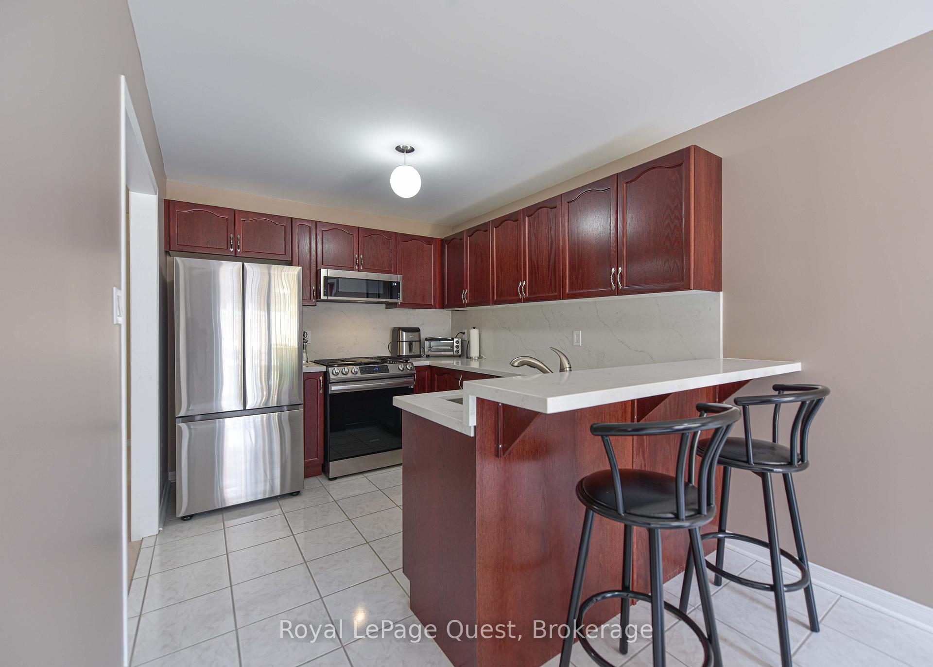 Photo 20 of 62 Vanessa Drive, Orillia — HOMEH
