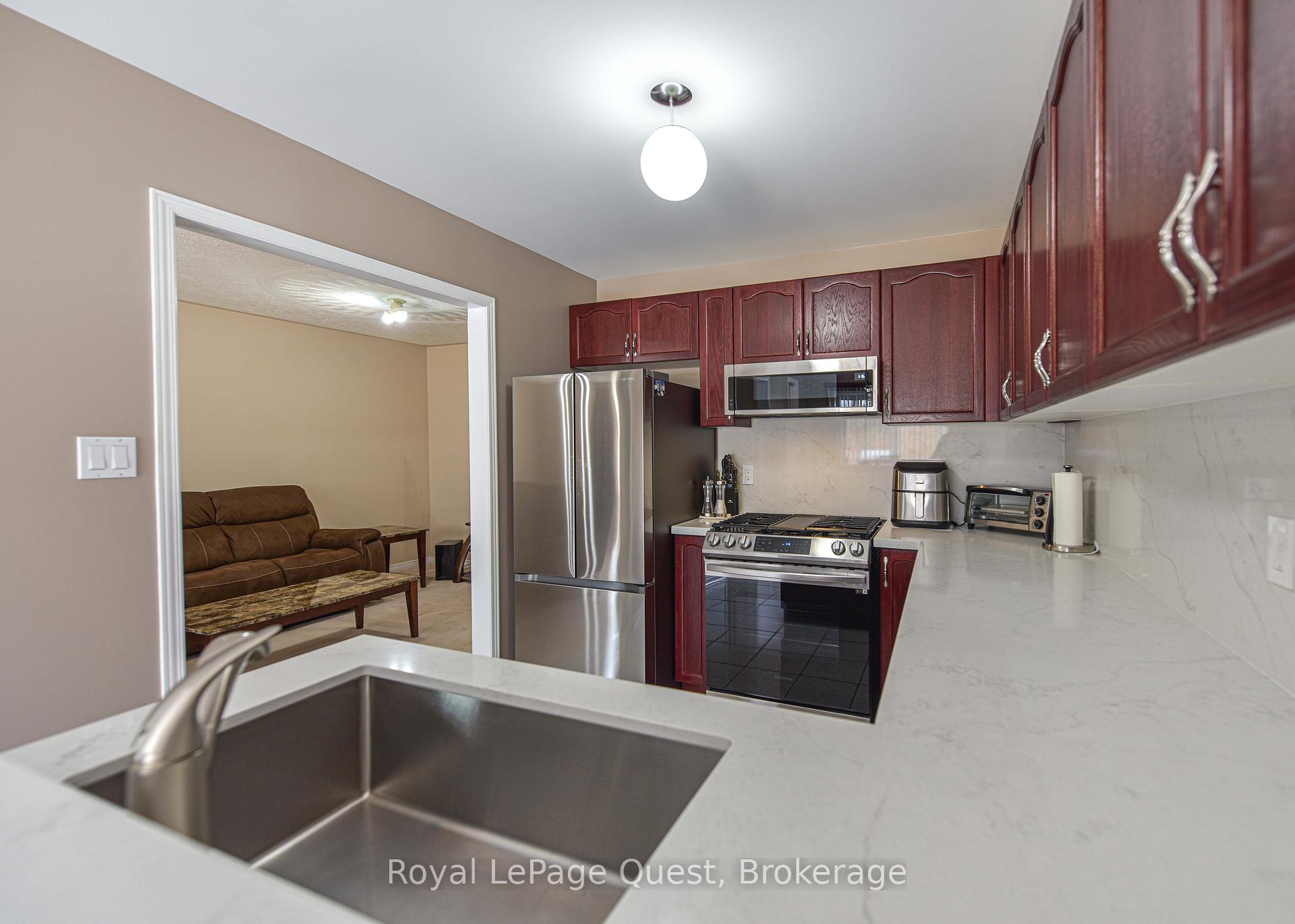 Photo 21 of 62 Vanessa Drive, Orillia — HOMEH