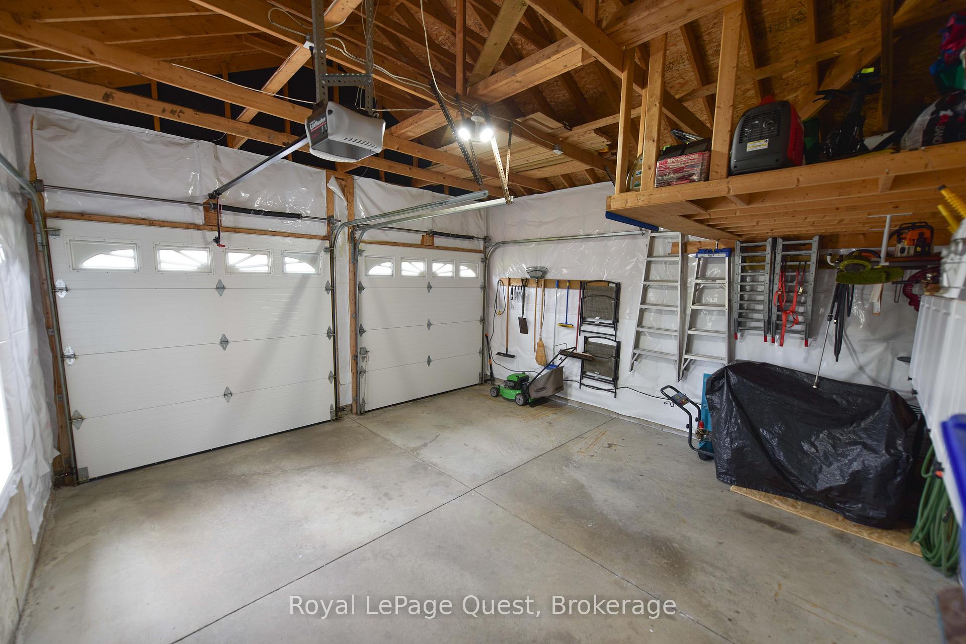 Photo 33 of 62 Vanessa Drive, Orillia — HOMEH