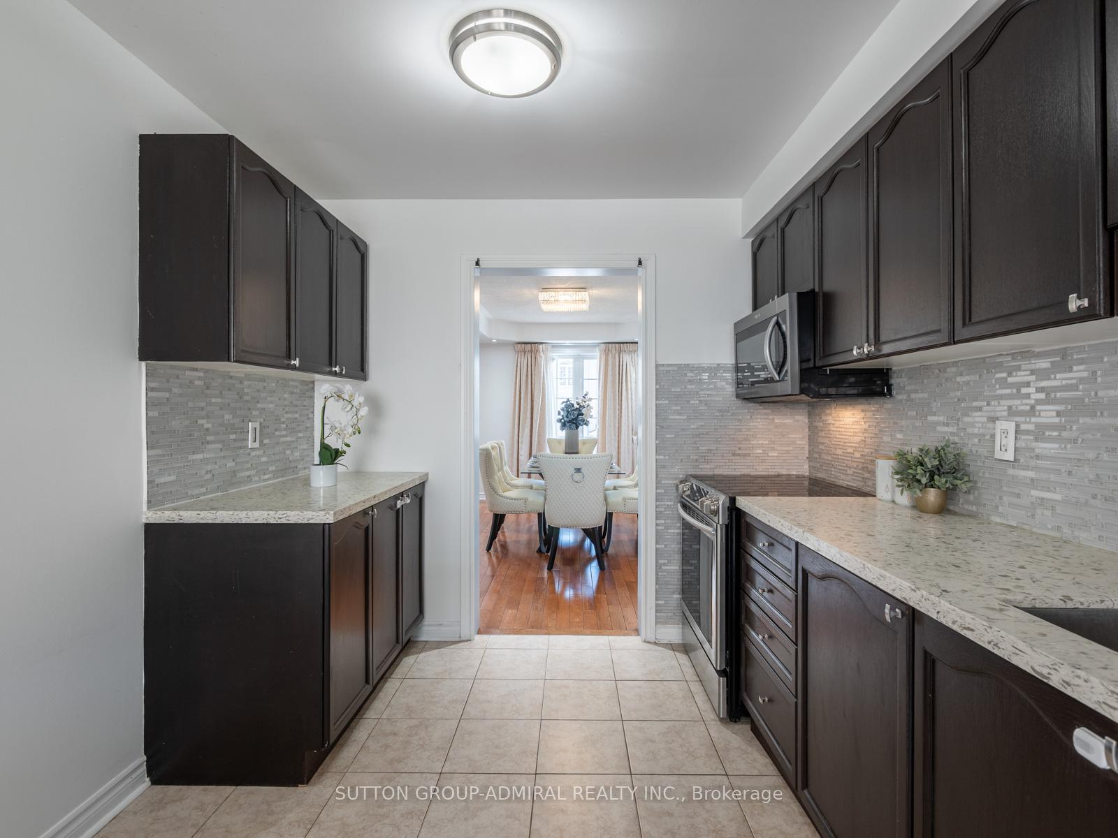 Photo 17 of 175 Gail Parks Crescent, Newmarket, Woodland Hill — HOMEH