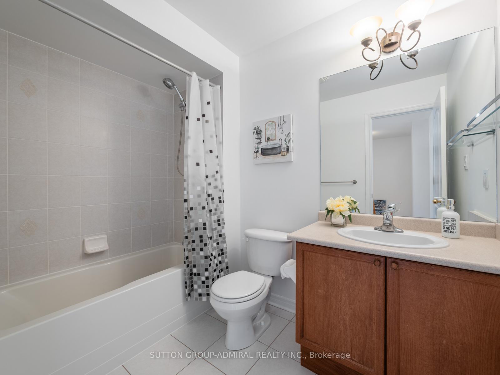 Photo 33 of 175 Gail Parks Crescent, Newmarket, Woodland Hill — HOMEH