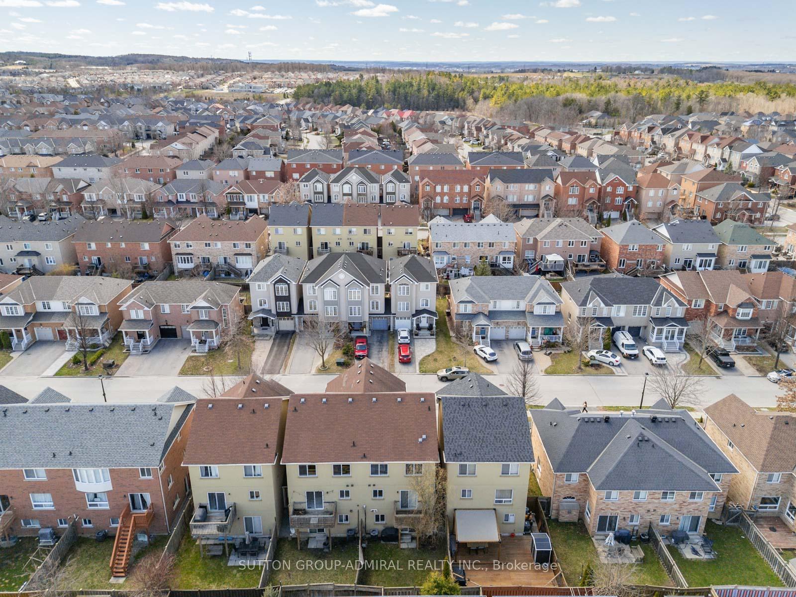 Photo 42 of 175 Gail Parks Crescent, Newmarket, Woodland Hill — HOMEH