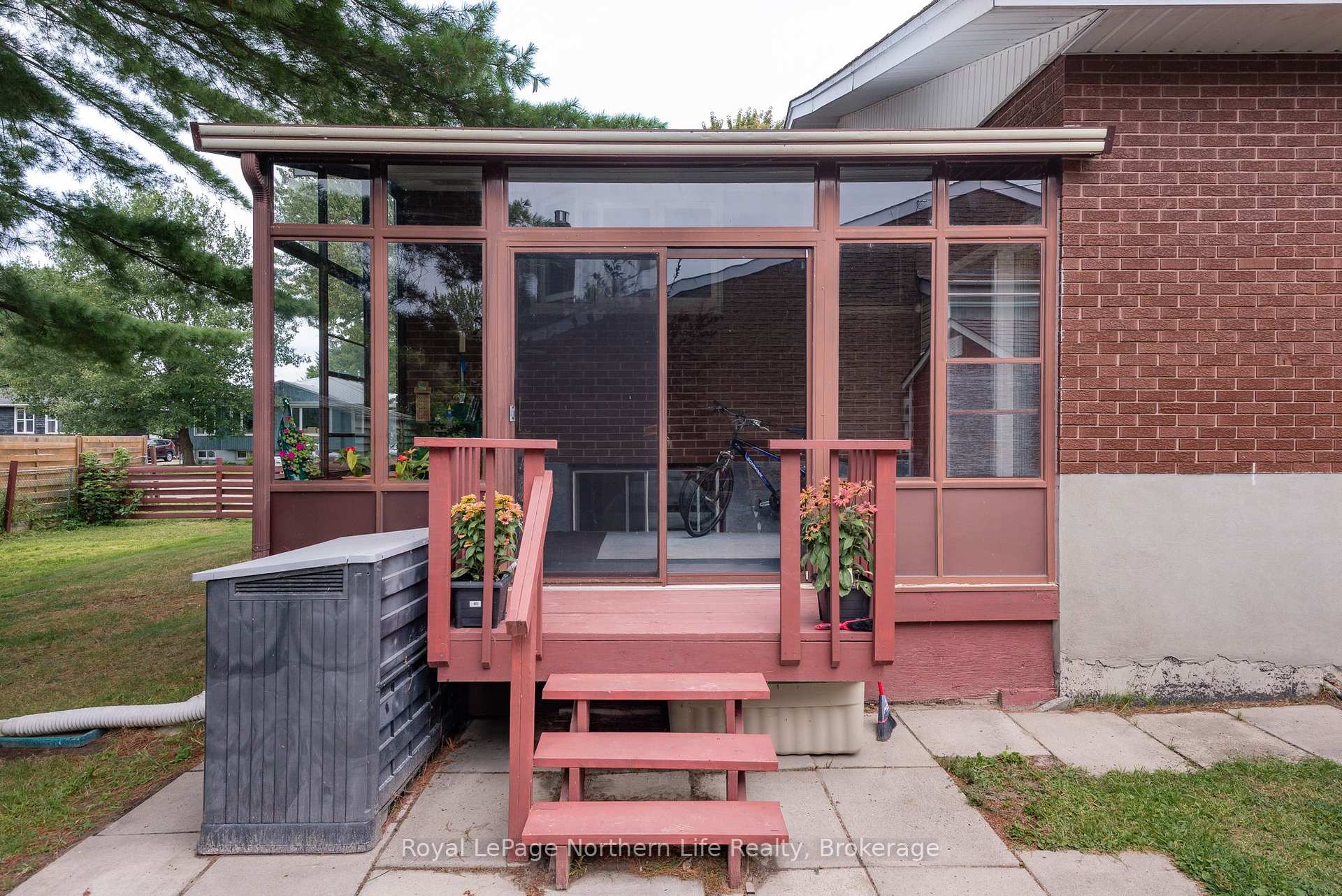 Photo 6 of 129 Marshall Park Drive, North Bay, Ferris — HOMEH
