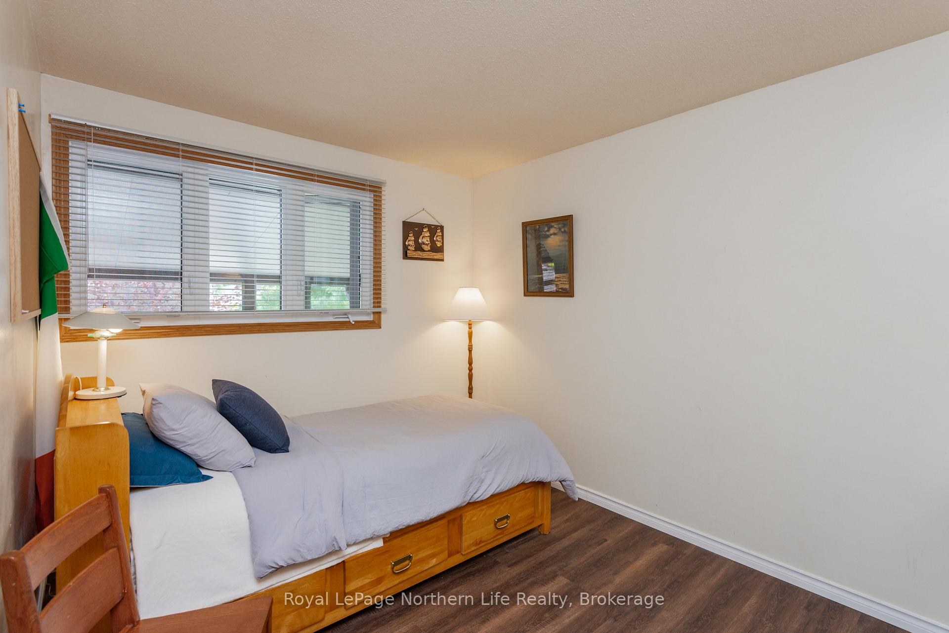 Photo 18 of 129 Marshall Park Drive, North Bay, Ferris — HOMEH