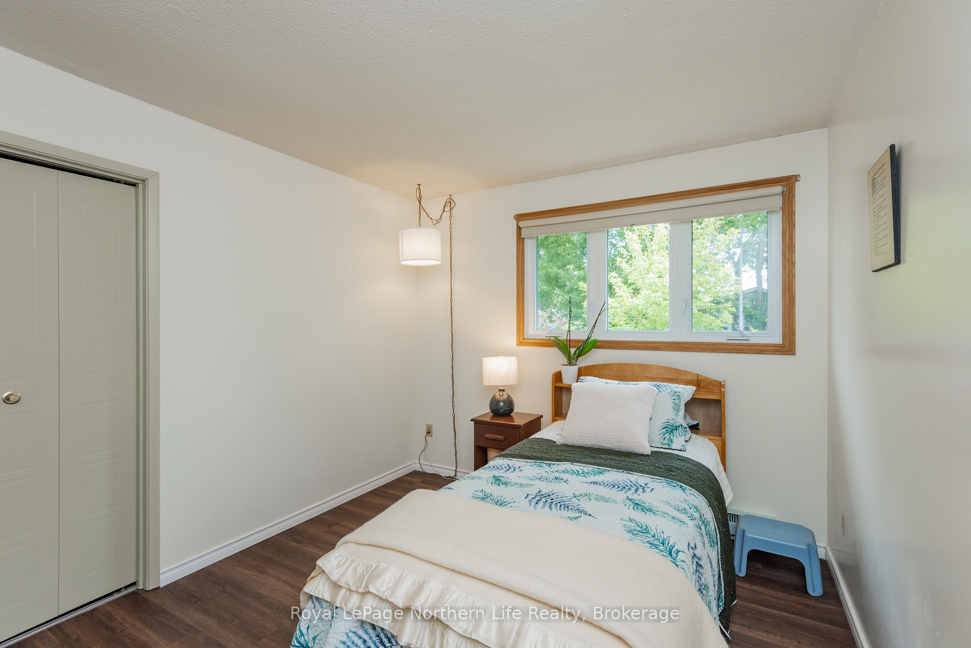 Photo 23 of 129 Marshall Park Drive, North Bay, Ferris — HOMEH