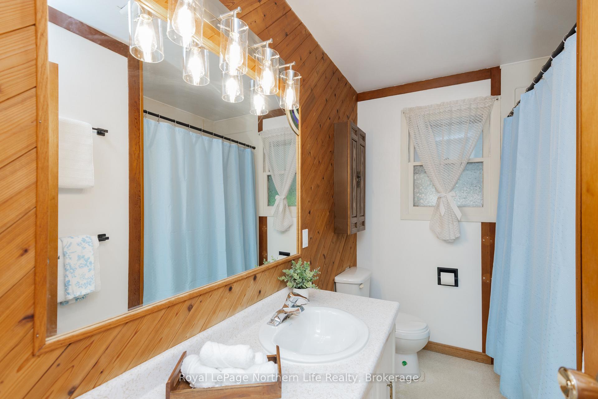 Photo 26 of 129 Marshall Park Drive, North Bay, Ferris — HOMEH
