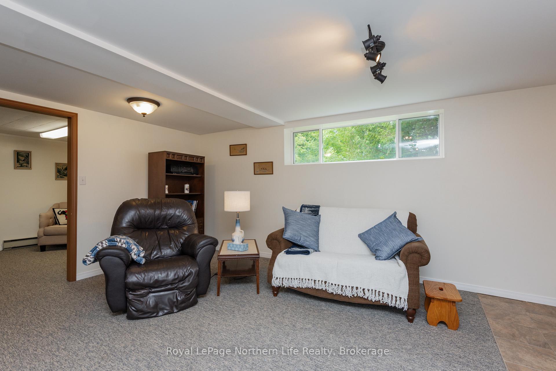 Photo 32 of 129 Marshall Park Drive, North Bay, Ferris — HOMEH