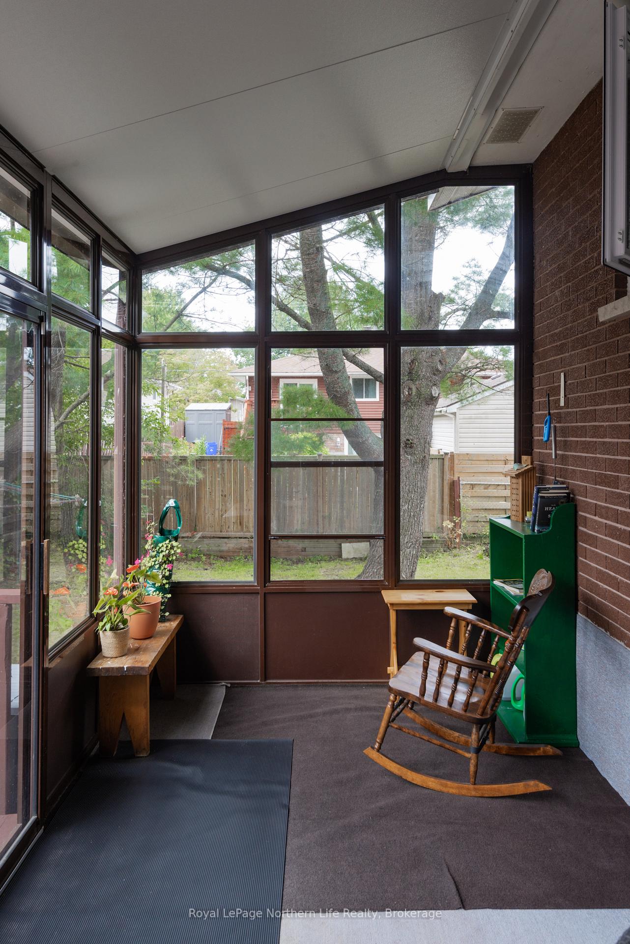 Photo 36 of 129 Marshall Park Drive, North Bay, Ferris — HOMEH