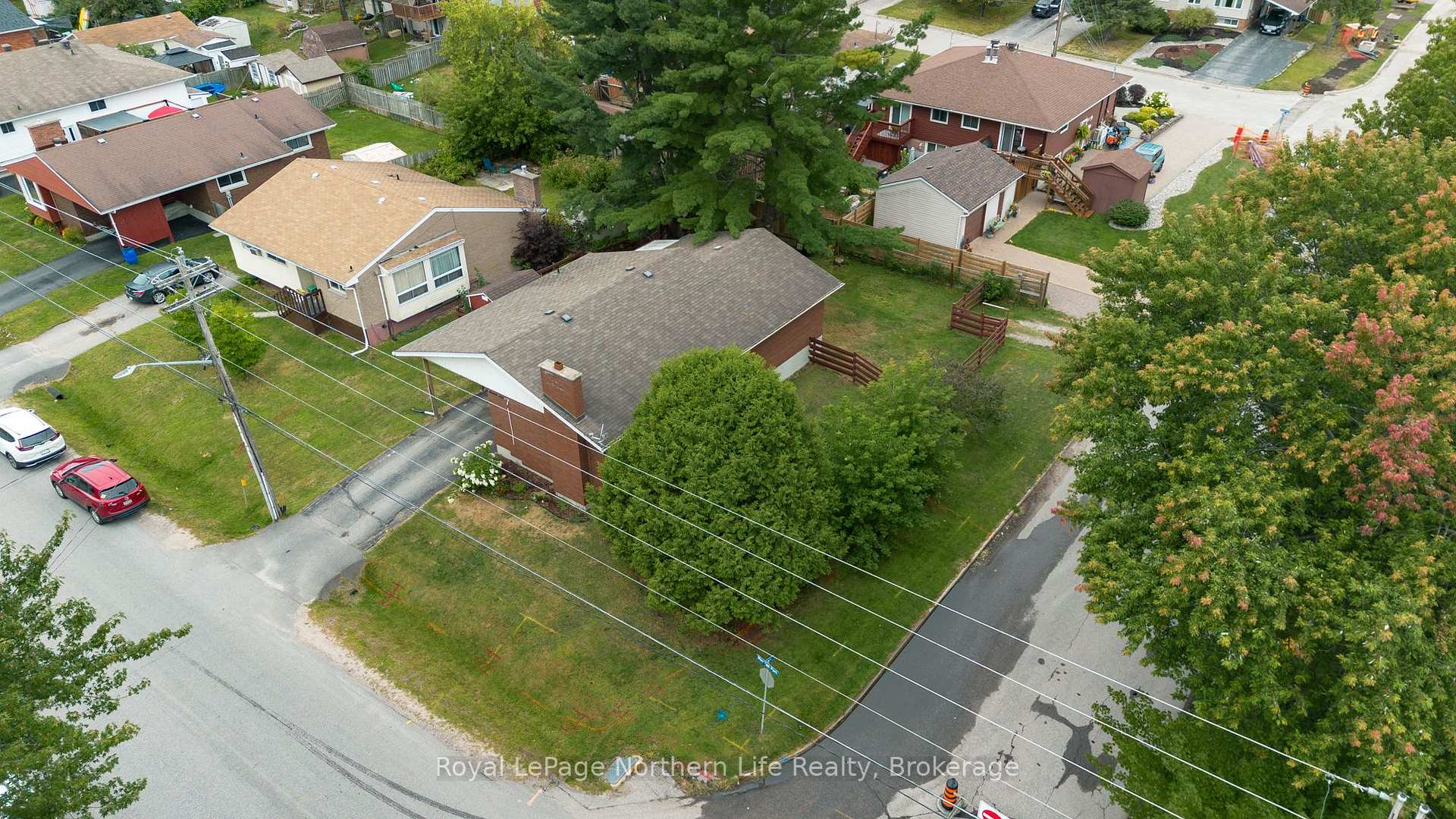 Photo 38 of 129 Marshall Park Drive, North Bay, Ferris — HOMEH