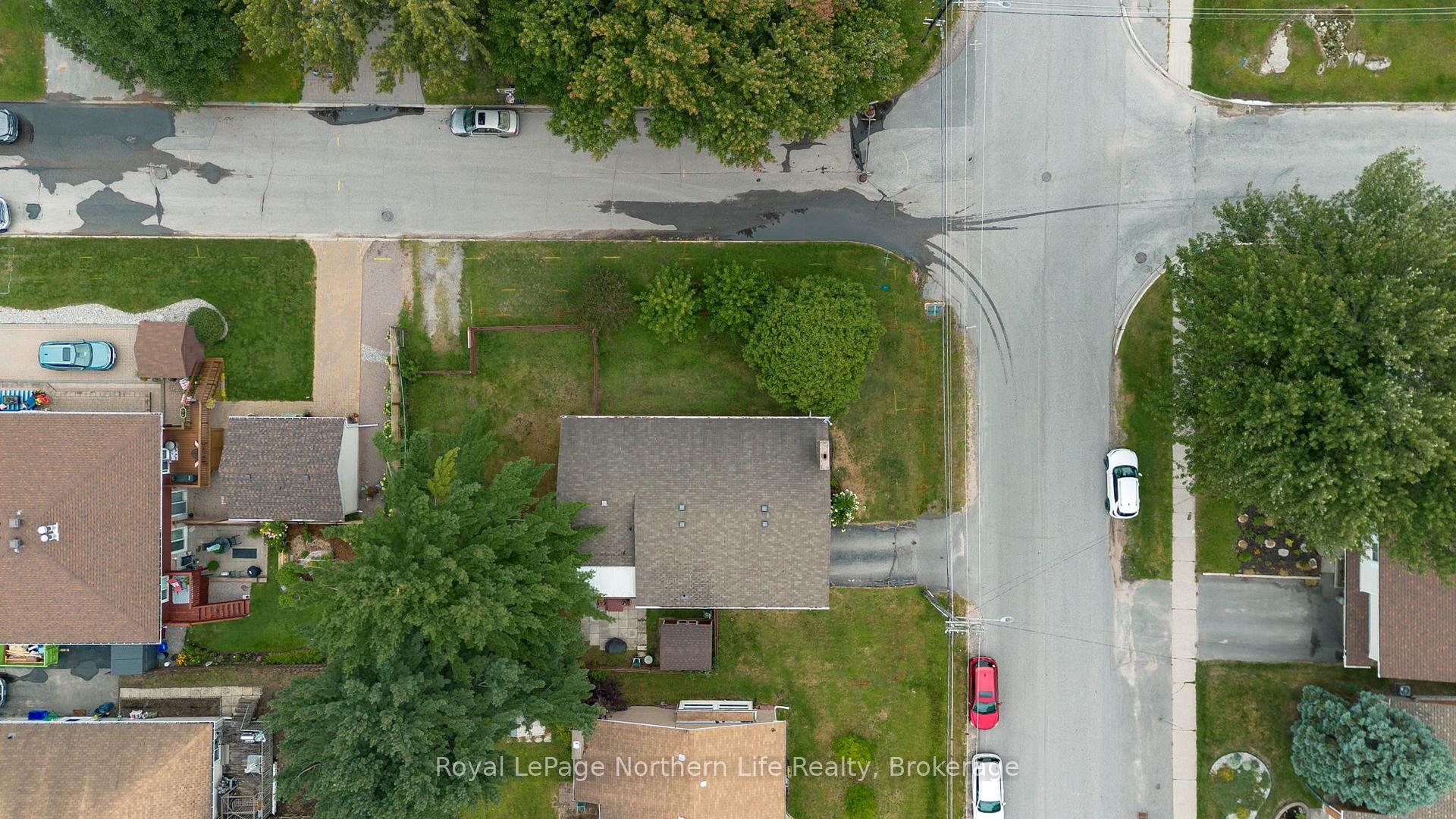 Photo 39 of 129 Marshall Park Drive, North Bay, Ferris — HOMEH