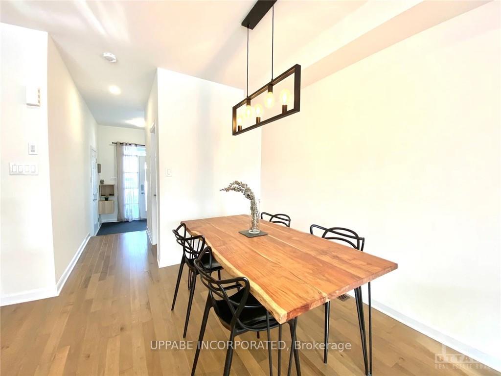 Photo 4 of 78 Gardenpost Terrace, Ottawa, Avalon West — HOMEH