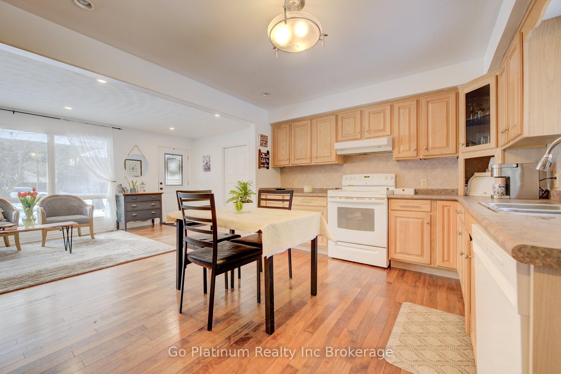Photo 12 of 457 Mcdowell Rd E, Norfolk, Pine Grove — HOMEH