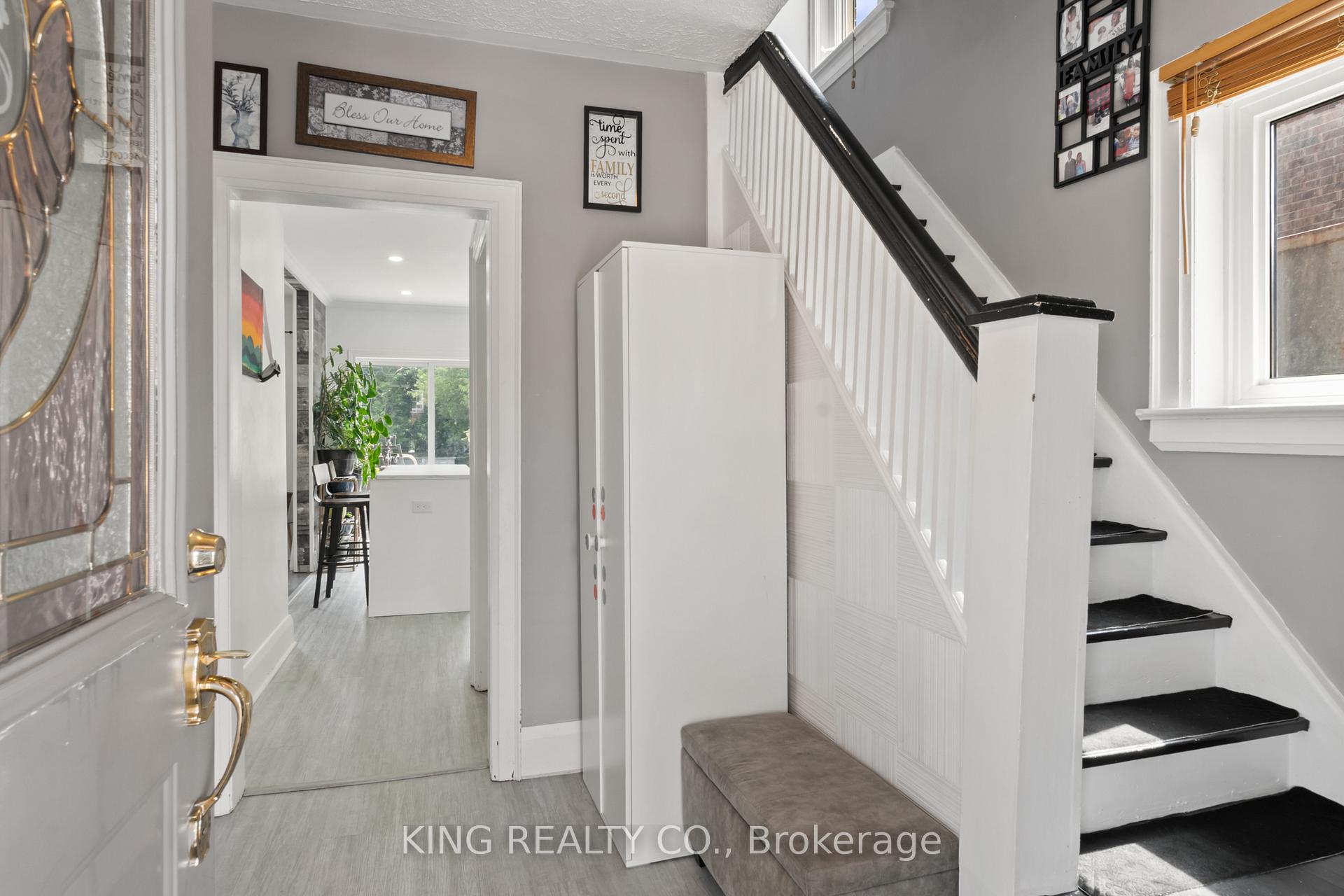Photo 5 of 325 Ritson Road S, Oshawa, Central — HOMEH