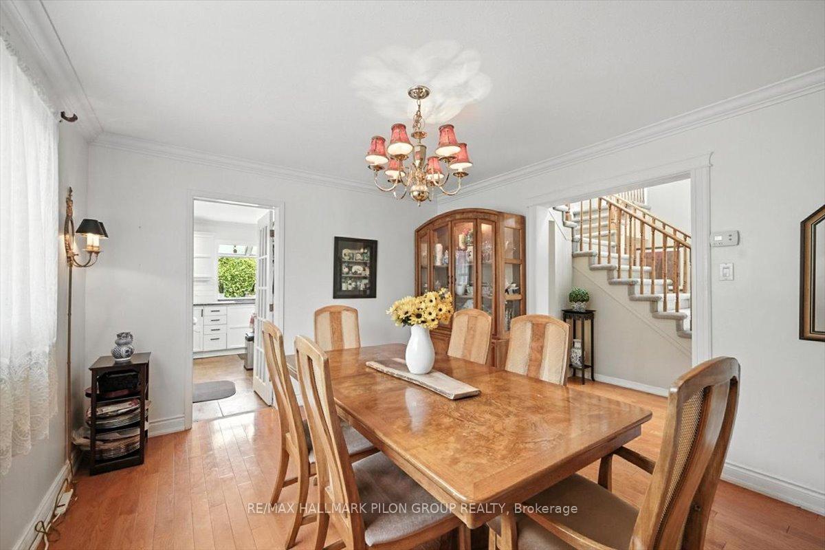 Photo 5 of 1411 Bourcier Drive, Ottawa, Bilberry Creek/Queenswood Heights — HOMEH