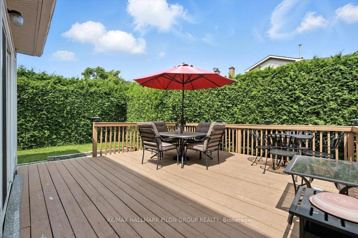 Photo 25 of 1411 Bourcier Drive, Ottawa, Bilberry Creek/Queenswood Heights — HOMEH