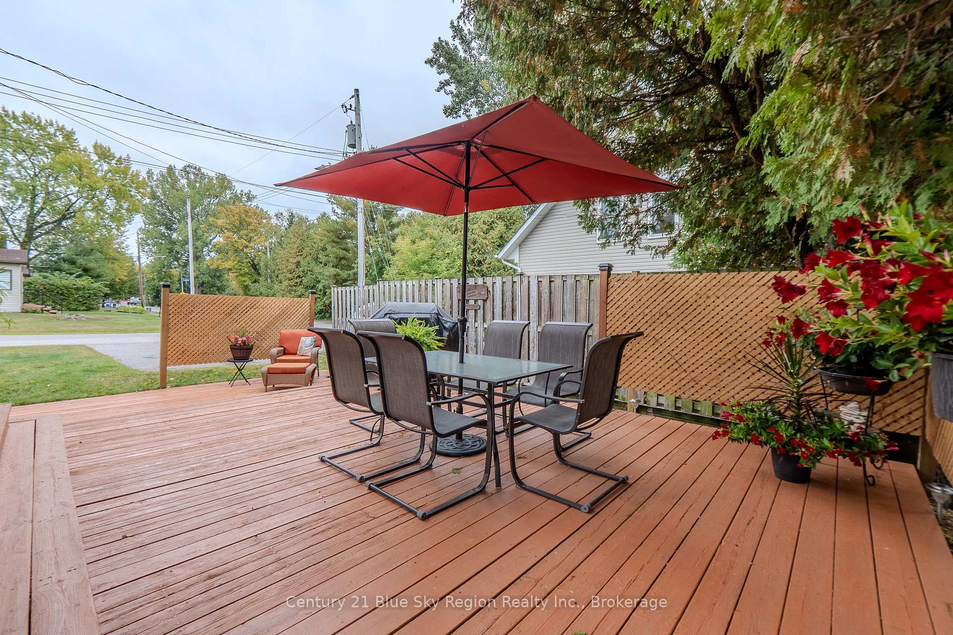 Photo 37 of 184 Lake Street, North Bay, West End — HOMEH