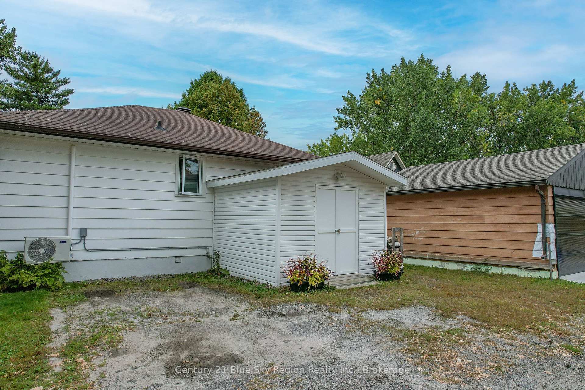 Photo 40 of 184 Lake Street, North Bay, West End — HOMEH