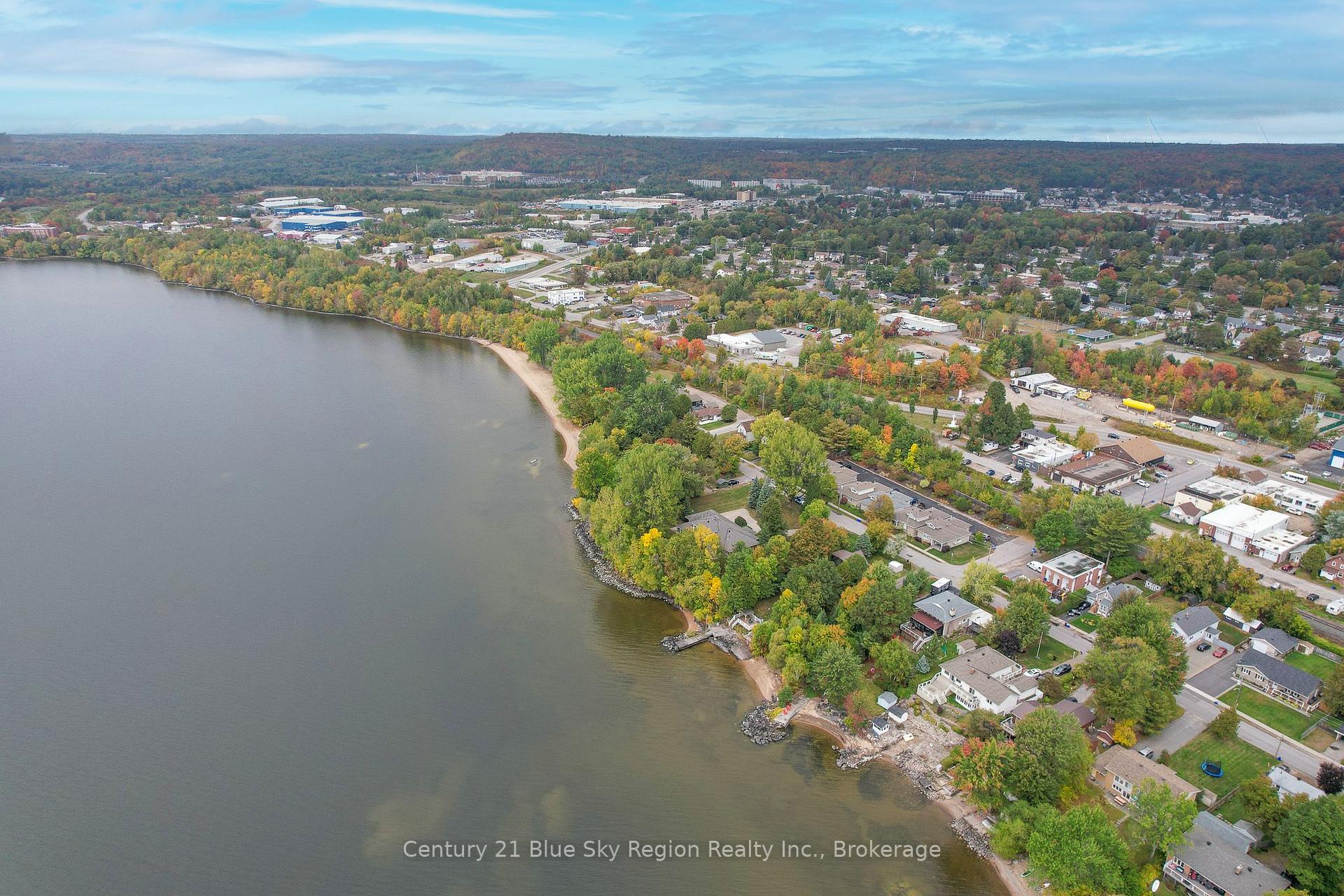 Photo 44 of 184 Lake Street, North Bay, West End — HOMEH
