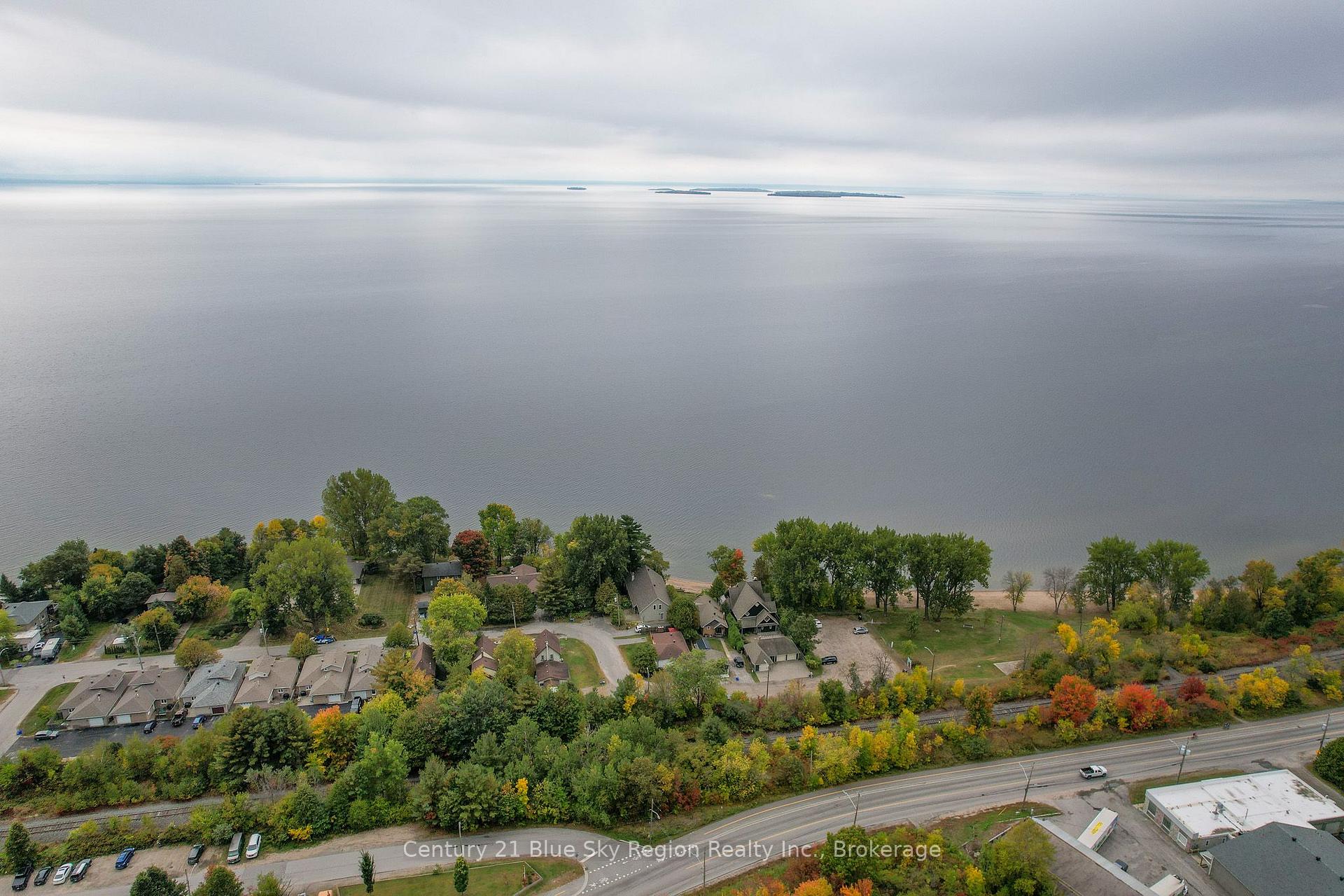 Photo 46 of 184 Lake Street, North Bay, West End — HOMEH
