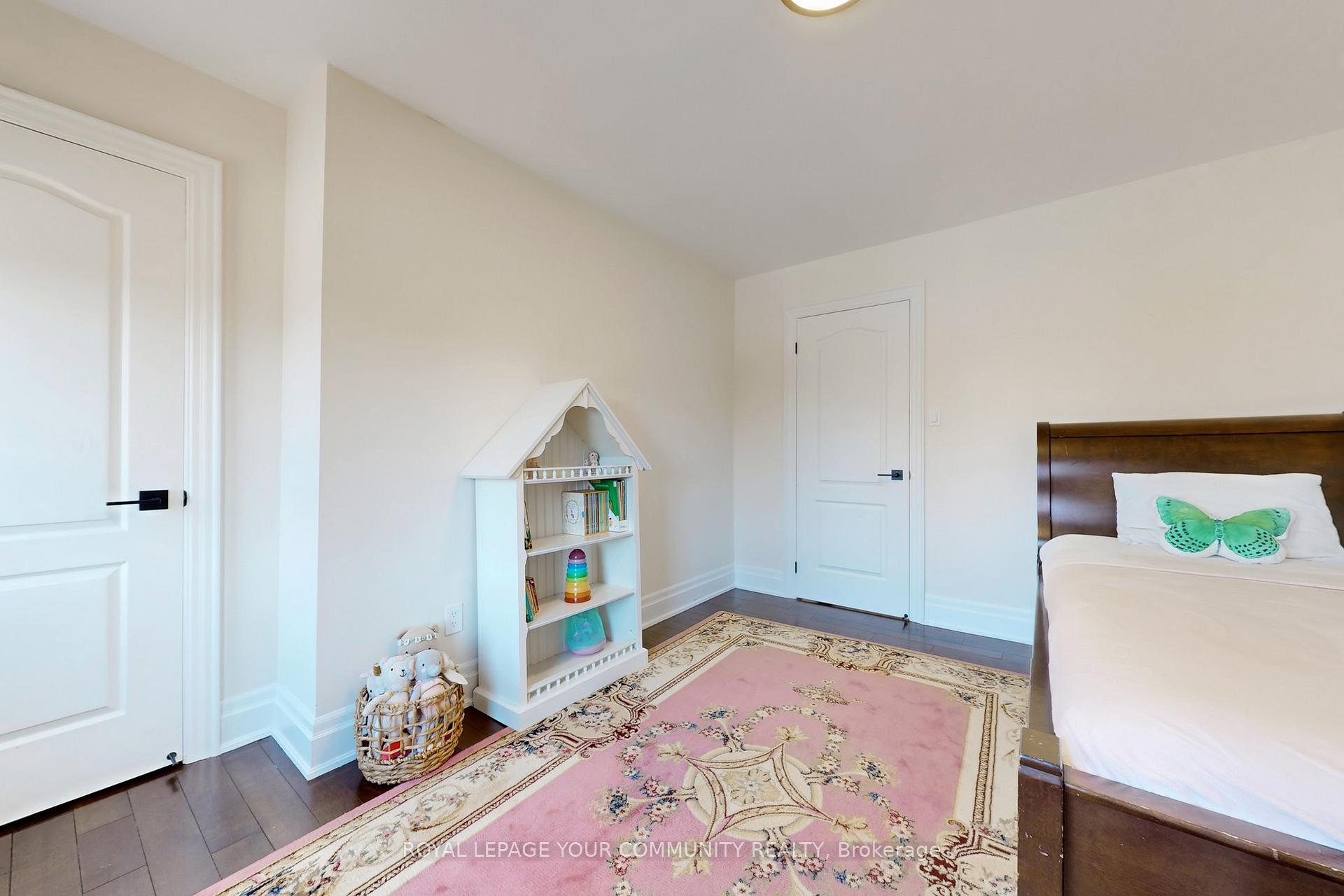 Photo 30 of 861 Oaktree Crescent, Newmarket, Summerhill Estates — HOMEH