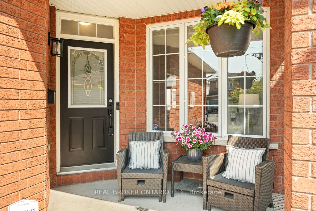 Photo 3 of 905 Balzac Lane, Ottawa, Notting Hill/Summerside — HOMEH