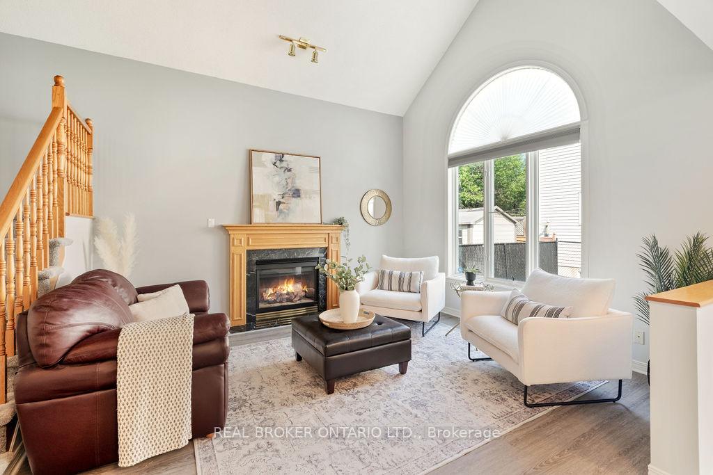 Photo 8 of 905 Balzac Lane, Ottawa, Notting Hill/Summerside — HOMEH