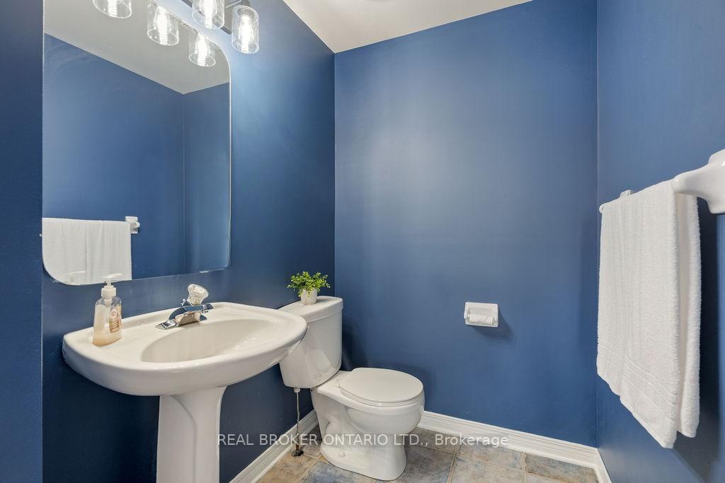 Photo 17 of 905 Balzac Lane, Ottawa, Notting Hill/Summerside — HOMEH