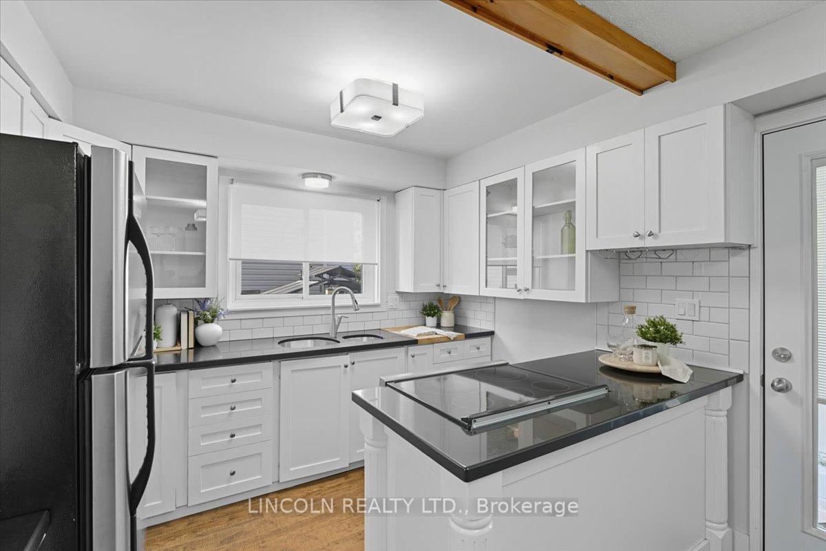 Photo 6 of 370 Ormond Drive, Oshawa, Samac — HOMEH