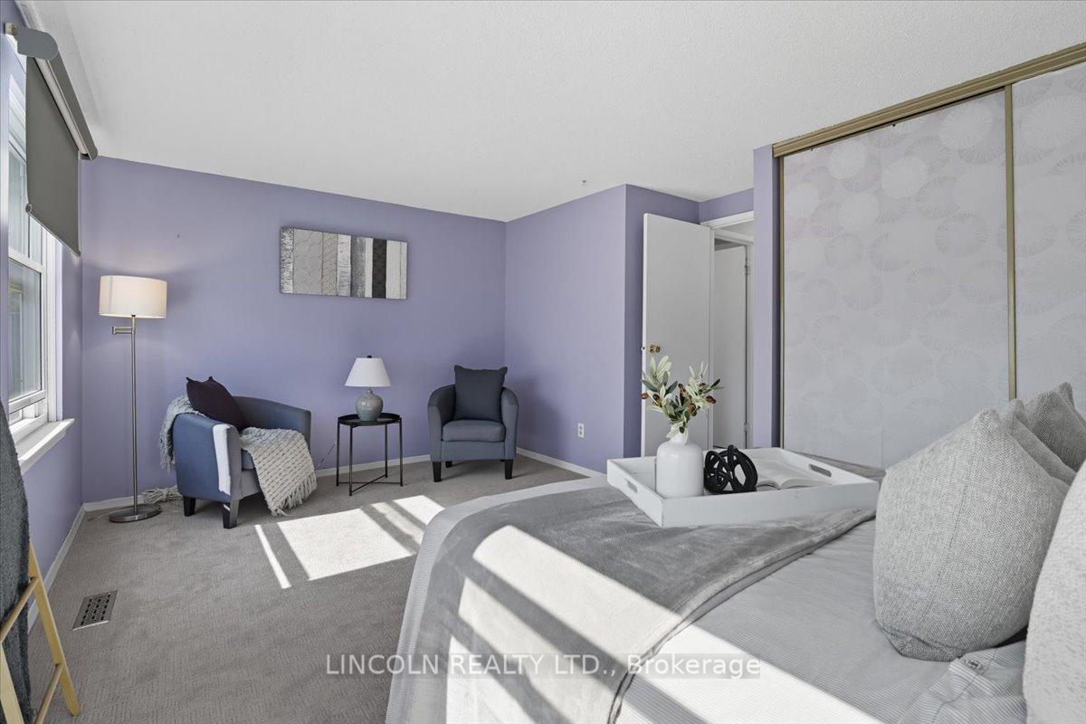 Photo 10 of 370 Ormond Drive, Oshawa, Samac — HOMEH