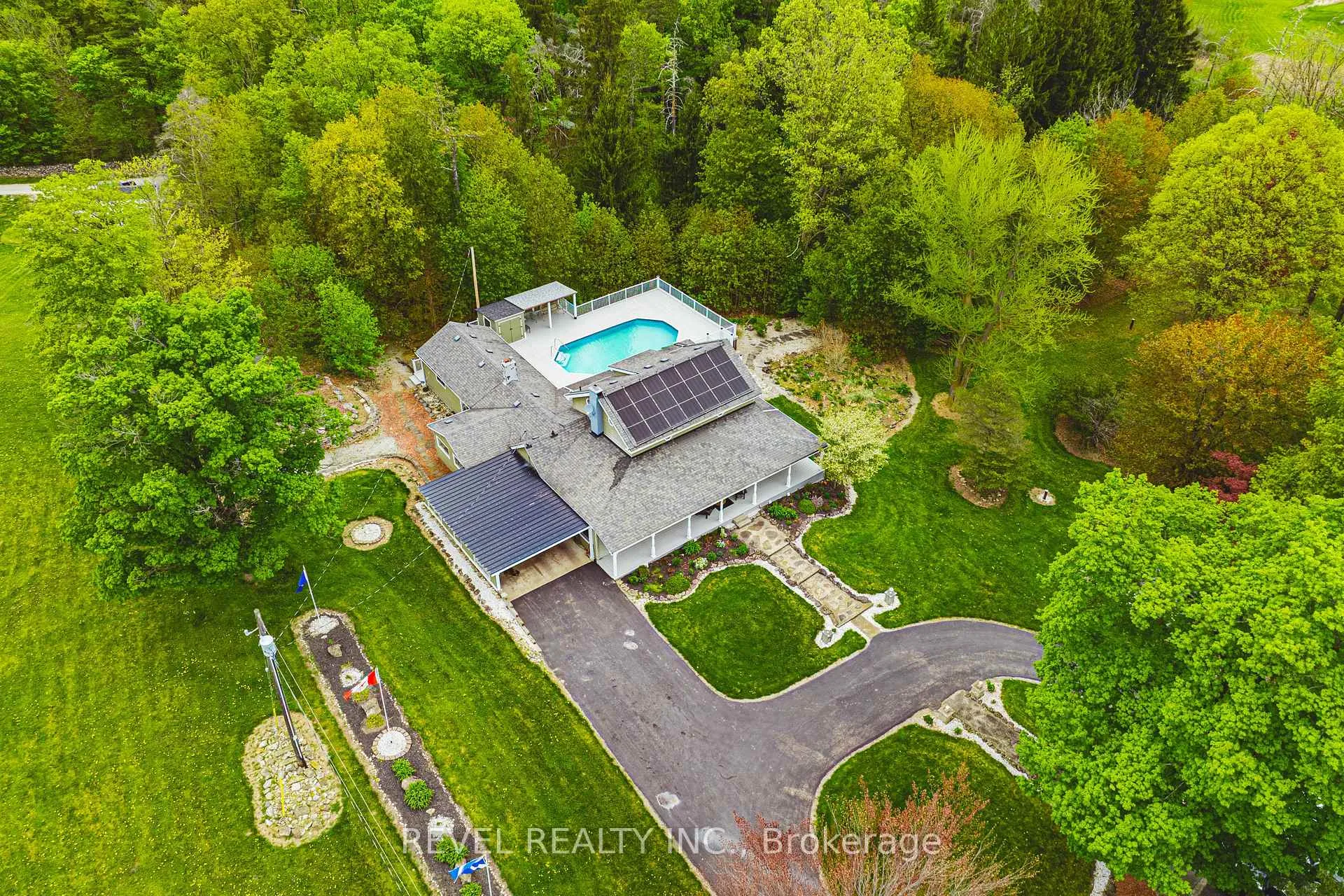 Photo 4 of 8546 Appleby Line, Milton, Rural Milton West — HOMEH