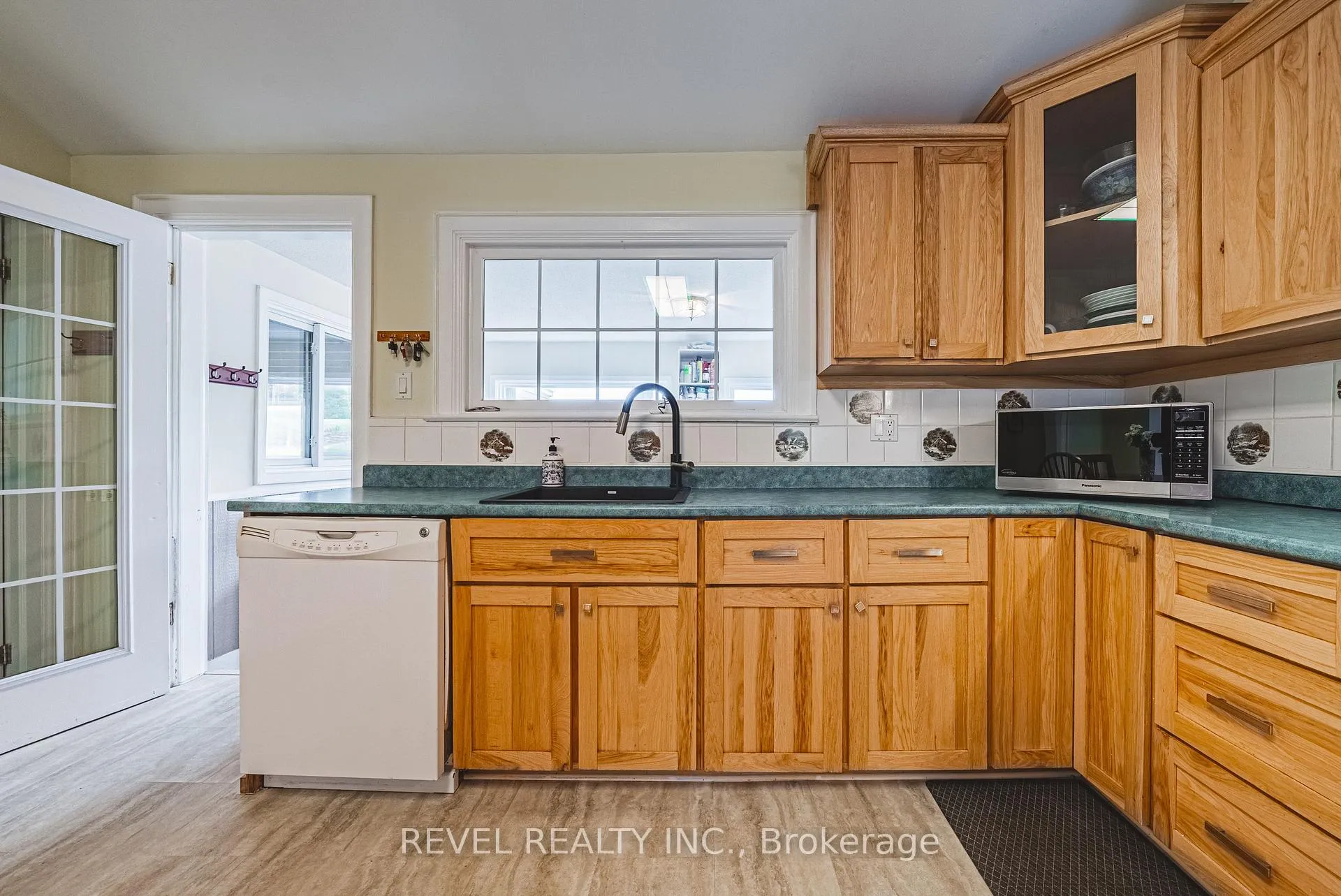 Photo 21 of 8546 Appleby Line, Milton, Rural Milton West — HOMEH